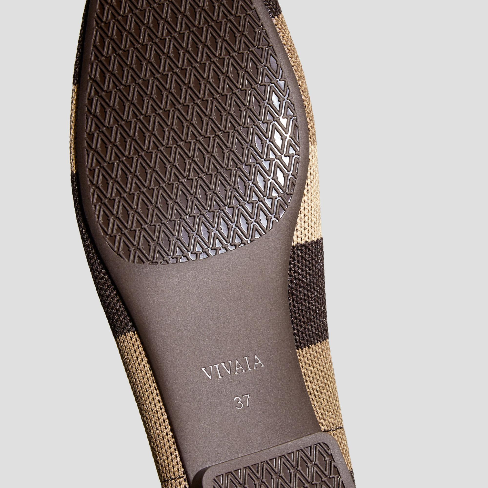 Square-Toe V-Cut Flats (Margot 2.0) Product Image