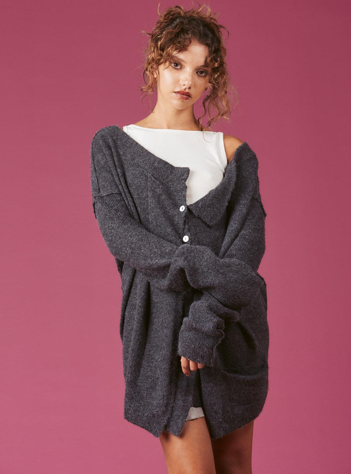 Lusc Cardigan Female Product Image