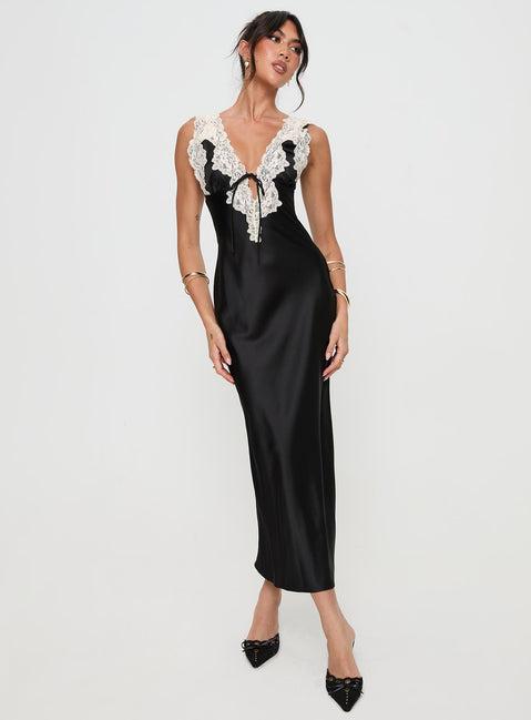 Nourish Maxi Dress Black Product Image