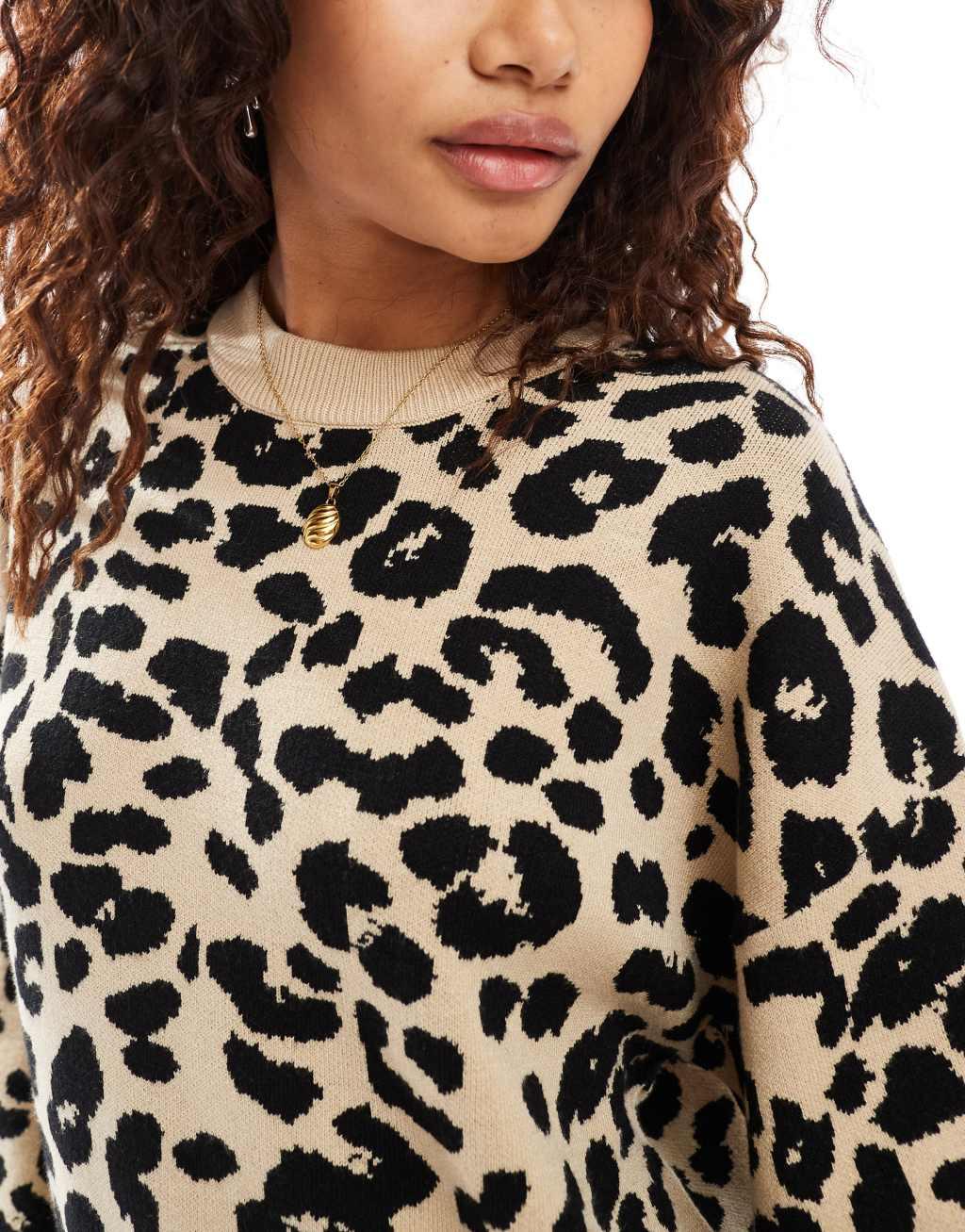 Noisy May knitted sweater in leopard Product Image