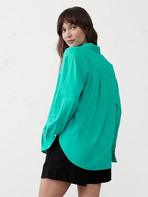 Classic Poplin Shirt Product Image