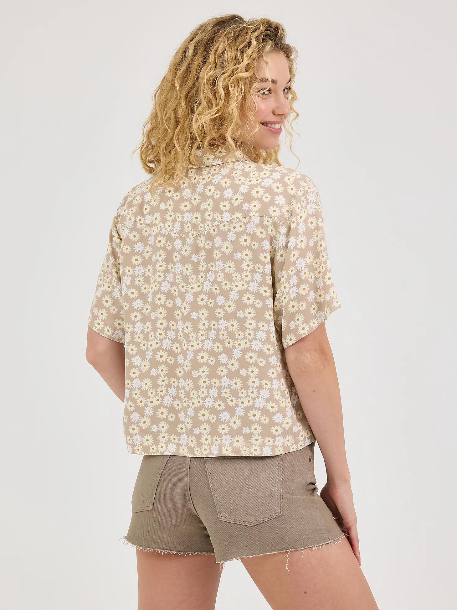 Women's Camp Shirt | Women's TOPS | Wrangler® Product Image