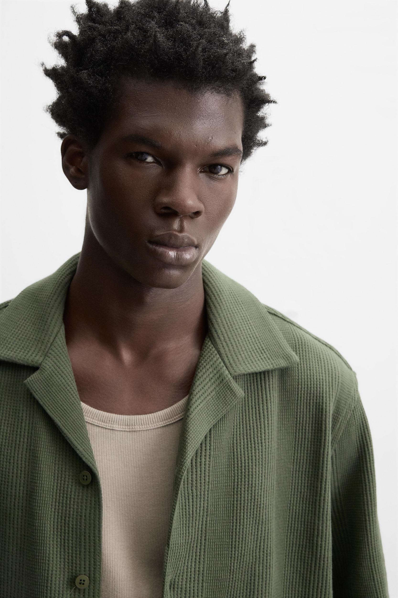 JACQUARD TEXTURED SHIRT Product Image