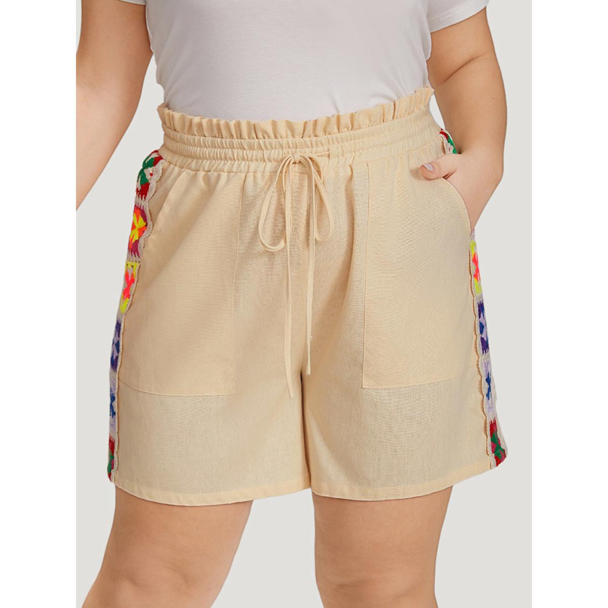 Plus Size Bandana Patchwork Pocket Ties Paperbag Waist Shorts Women Ivory Vacation Cross straps Dailywear Shorts BloomChic 22-24/3X Product Image