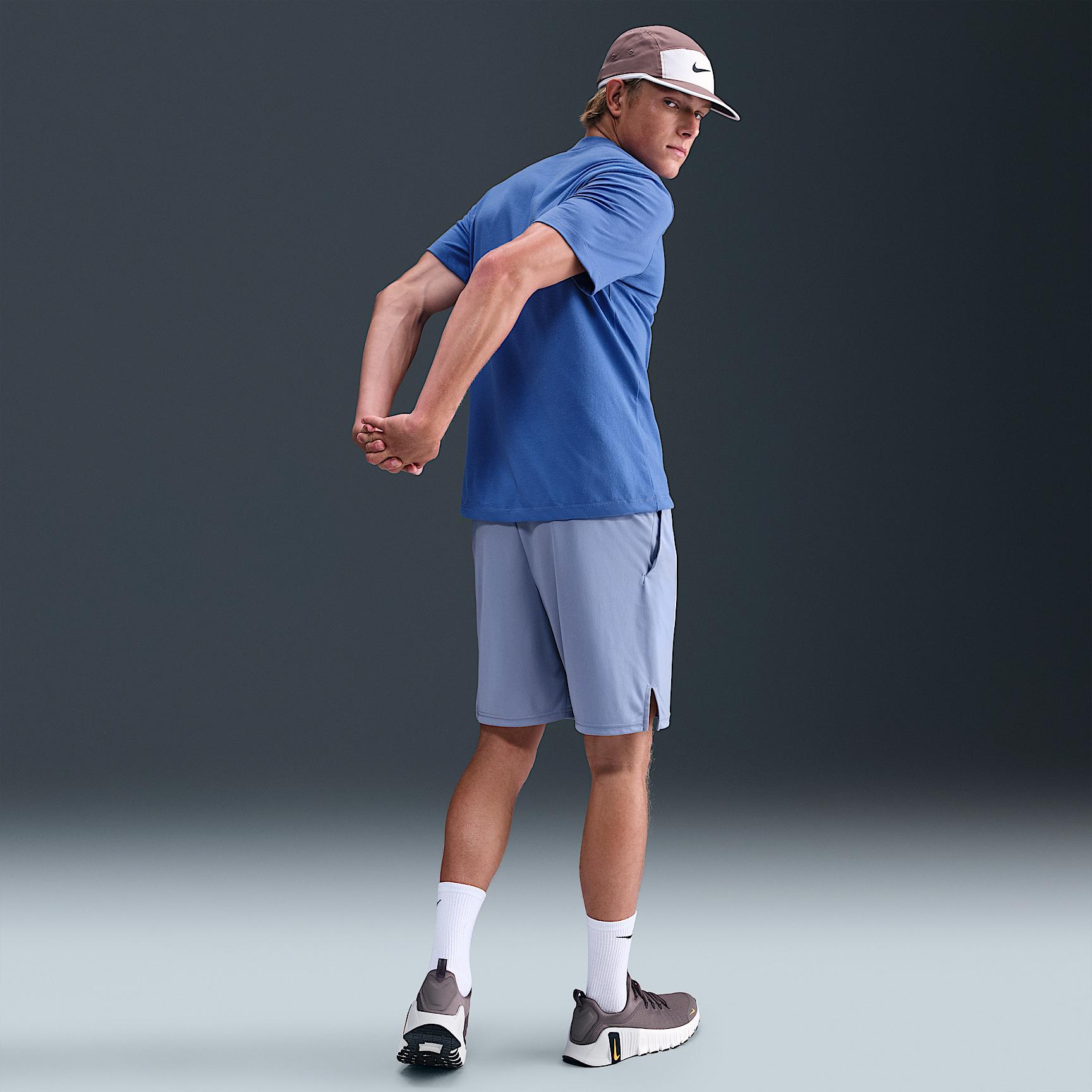 Nike Mens Dri-FIT Fitness T-Shirt | AR6029-411 Product Image