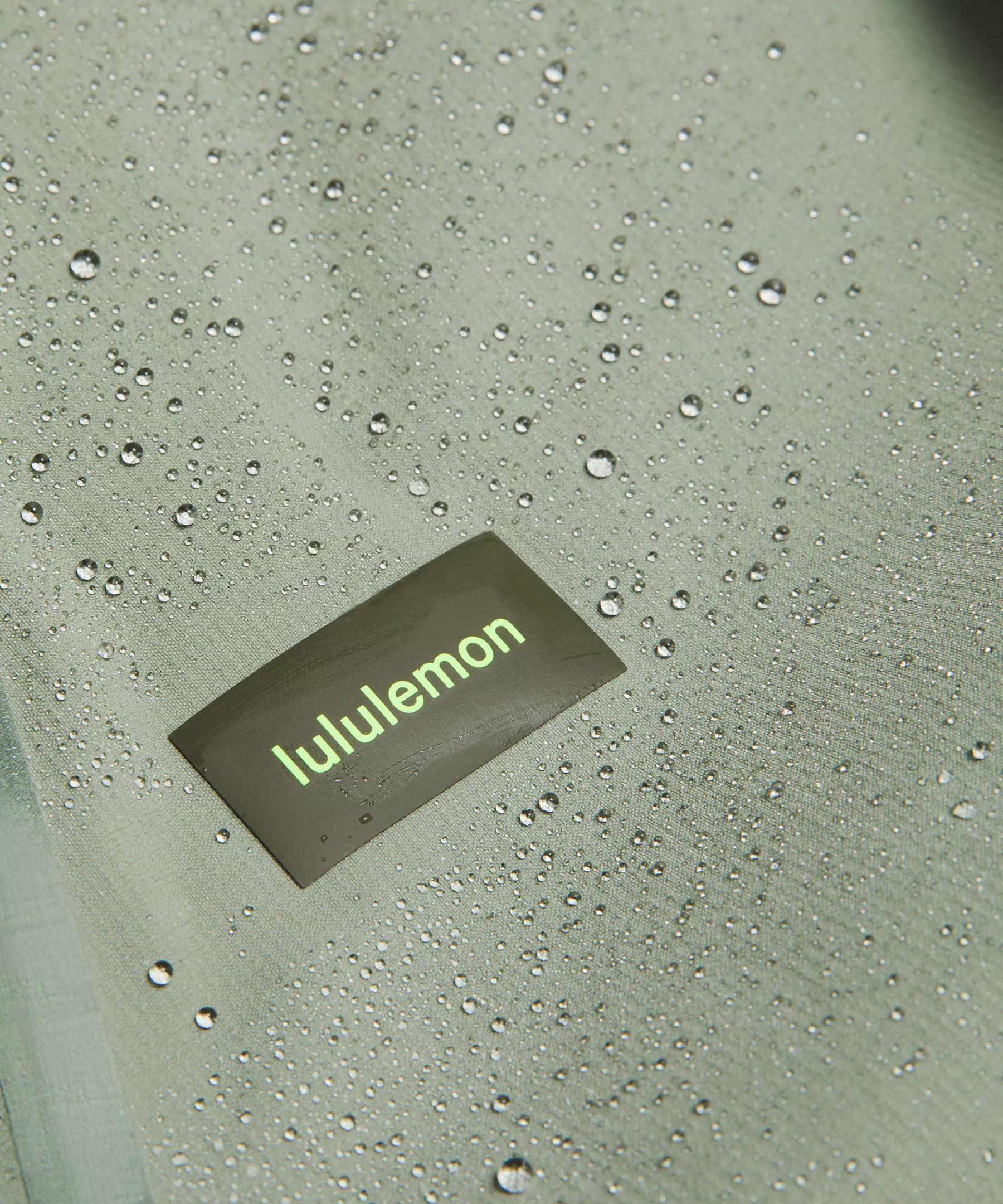 Water-Repellent Hiking Short-Sleeve Shirt Product Image