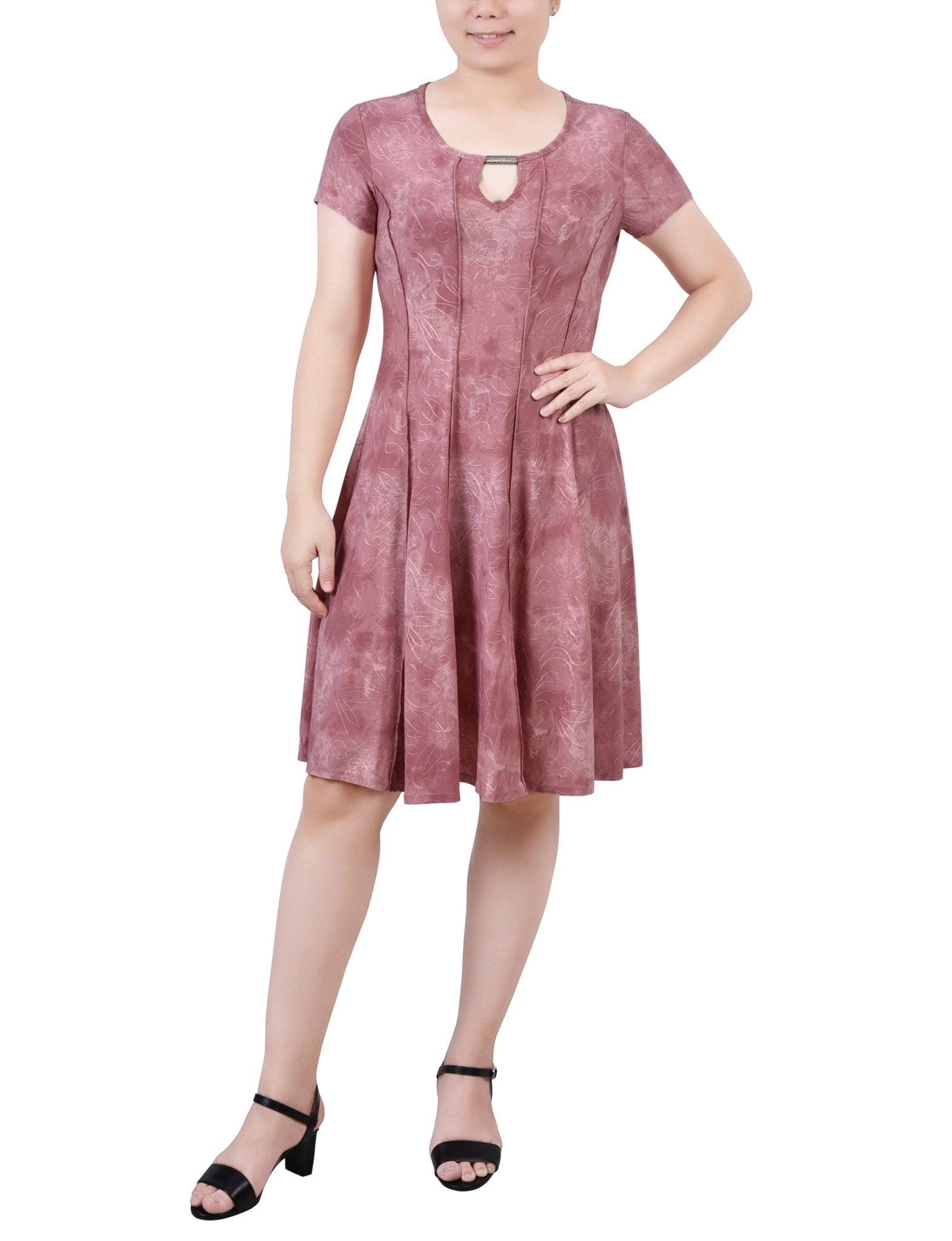 Mauve Tie Dye Short Sleeve Jacquard Knit Seamed Dress Product Image