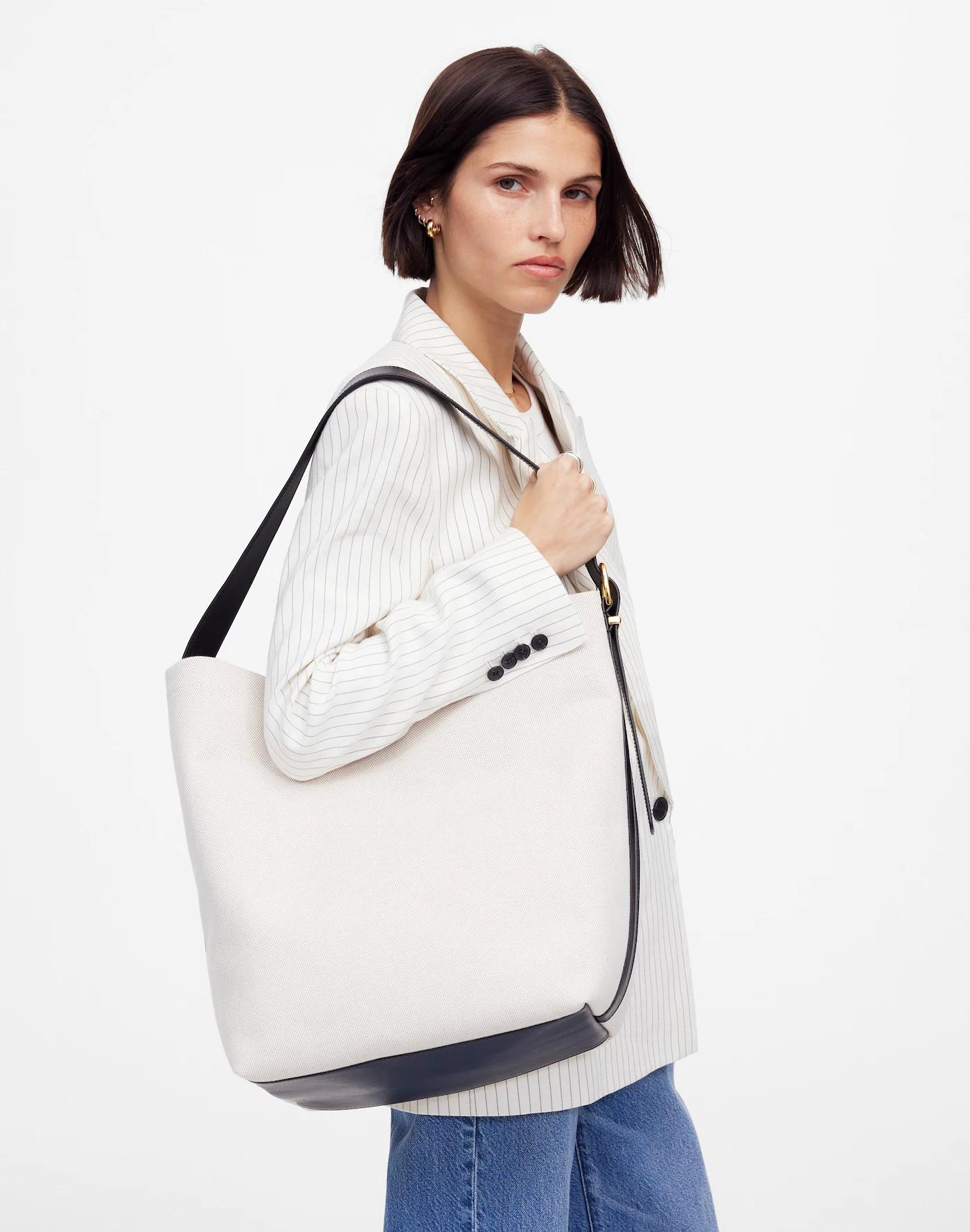 The Essential Extra-Large Bucket Tote Product Image