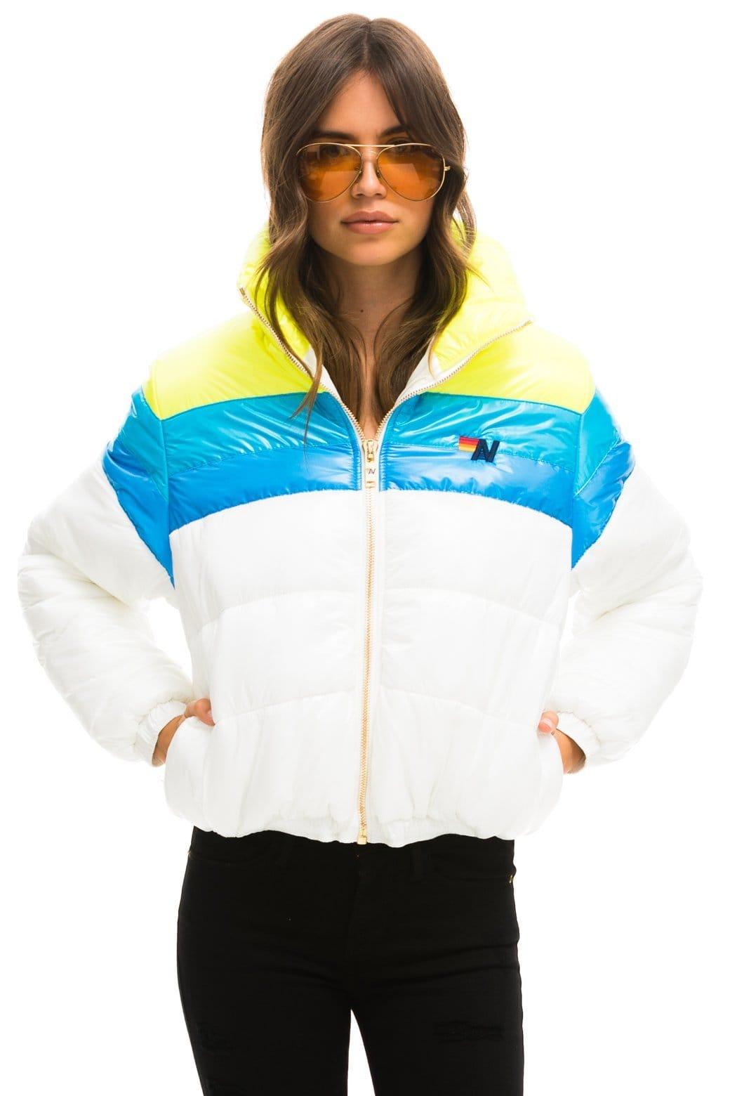 COLOR BLOCK LUXE APRES PUFFER JACKET - GLOSSY WHITE Female Product Image