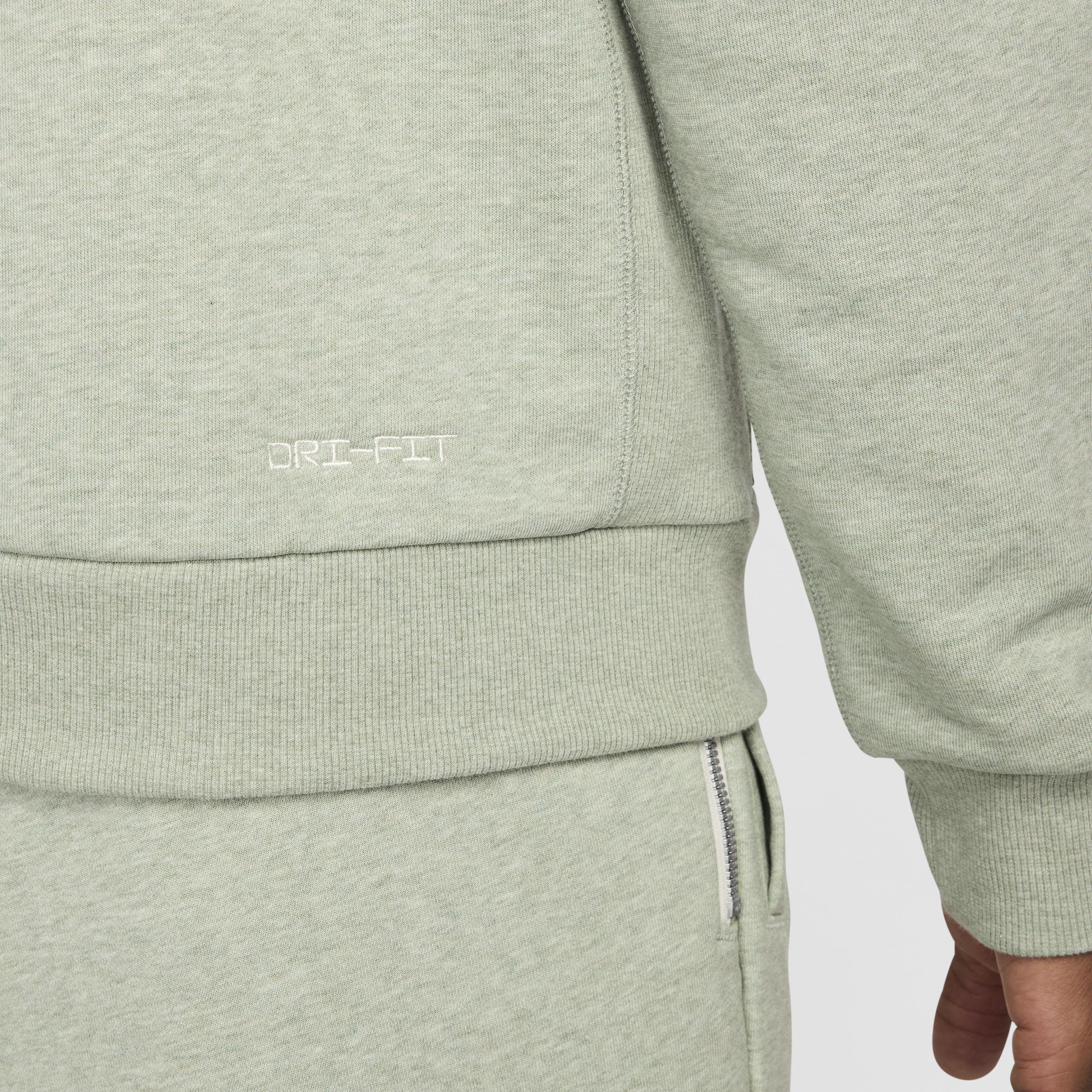 Nike Standard Issue Men's Dri-FIT Basketball Crew-Neck Sweatshirt Product Image