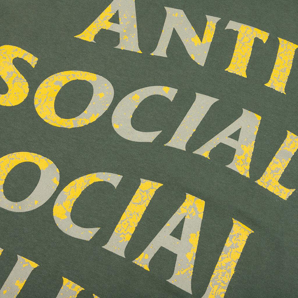 Weathered Tee - Green Male Product Image