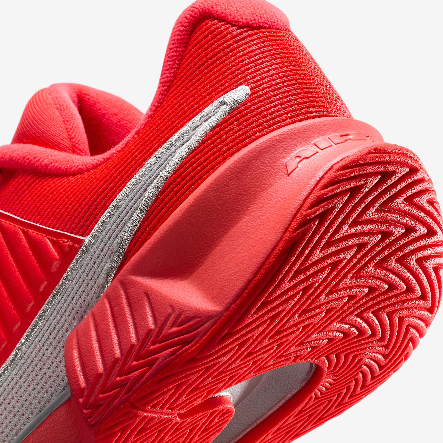 Nike Womens GP Challenge Pro Premium Hard Court Tennis Shoes | HQ2609-600 Product Image