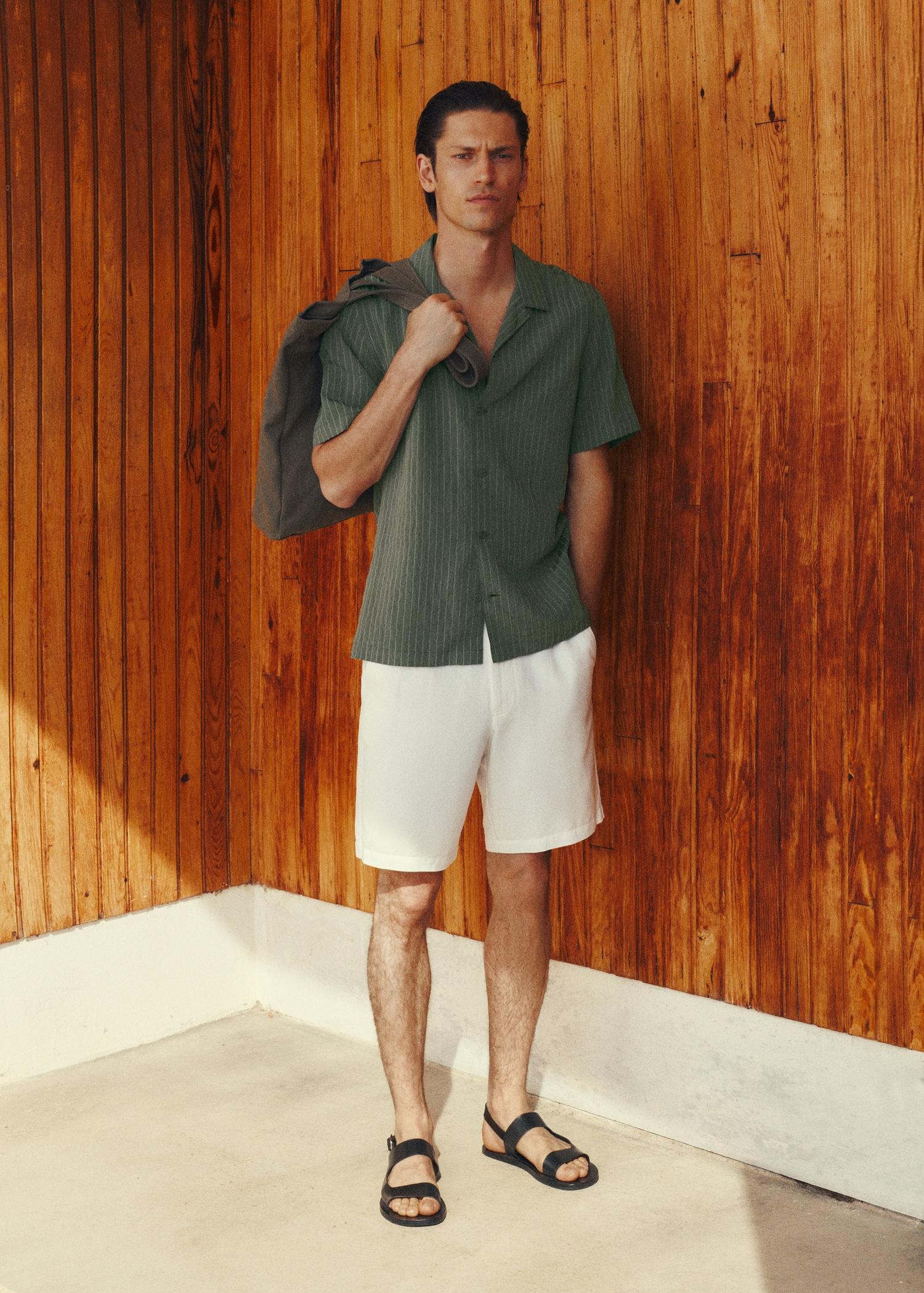 Short sleeve striped shirt - Men | MANGO USA Product Image