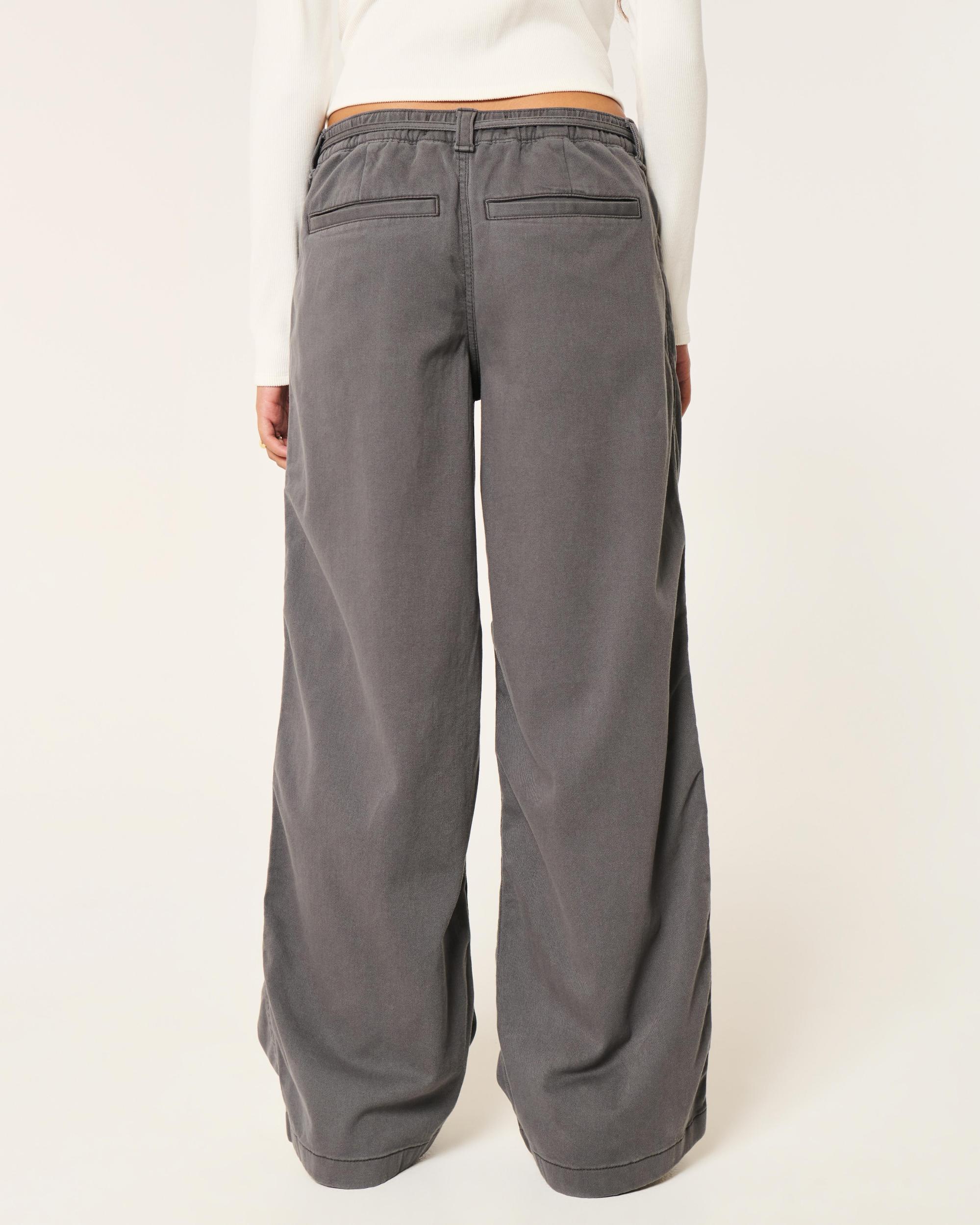 Low-Rise Super Baggy Pants Product Image