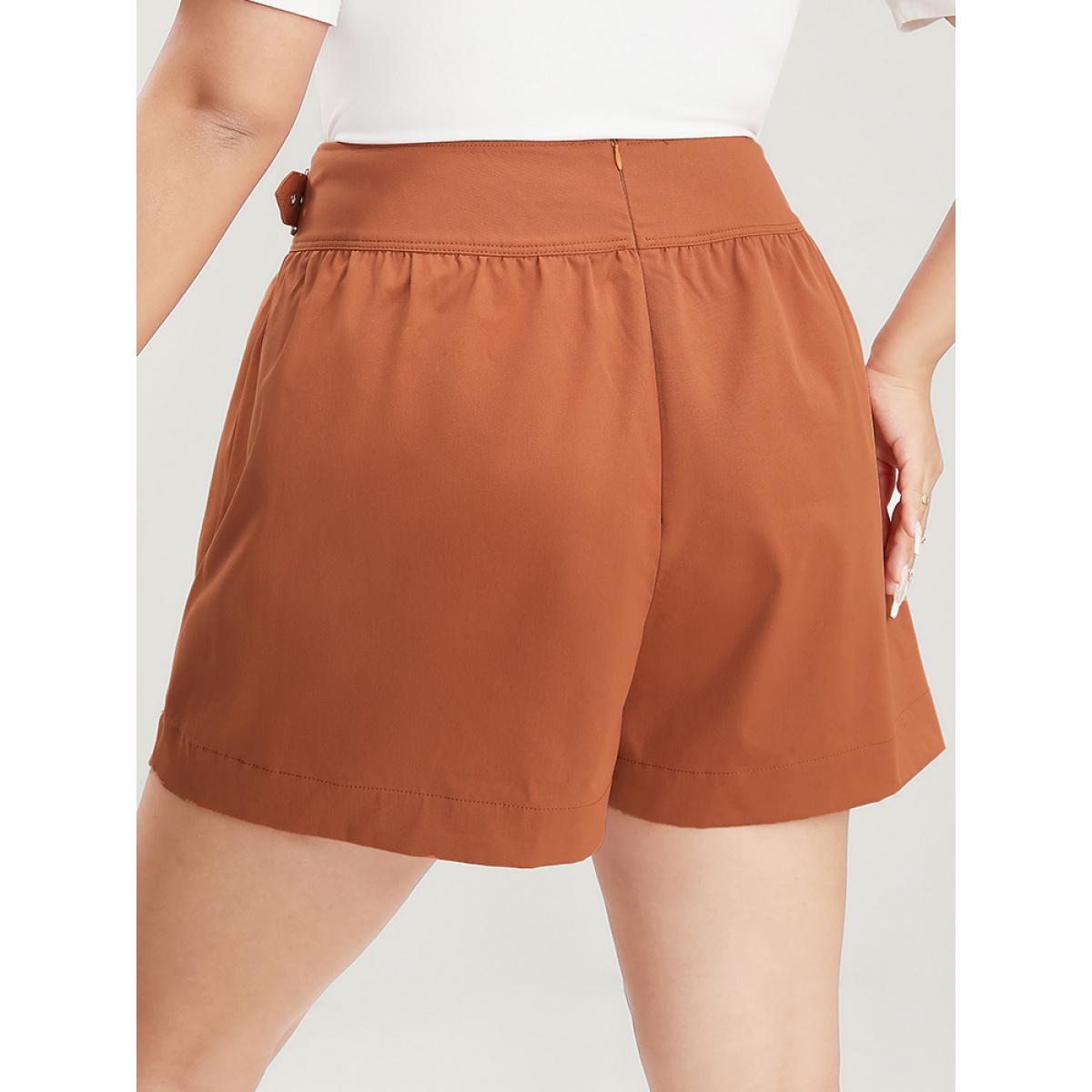 Plus Size Solid Buckle Detail Zipper Back Shorts Women Rust Office Plain Loose Dailywear Shorts BloomChic 30/6X Product Image