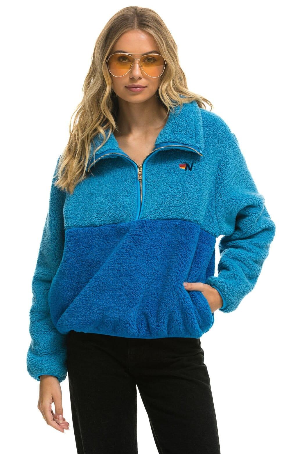 TEDDY APRES HALF ZIP COLOR BLOCK JACKET - OCEAN Female Product Image