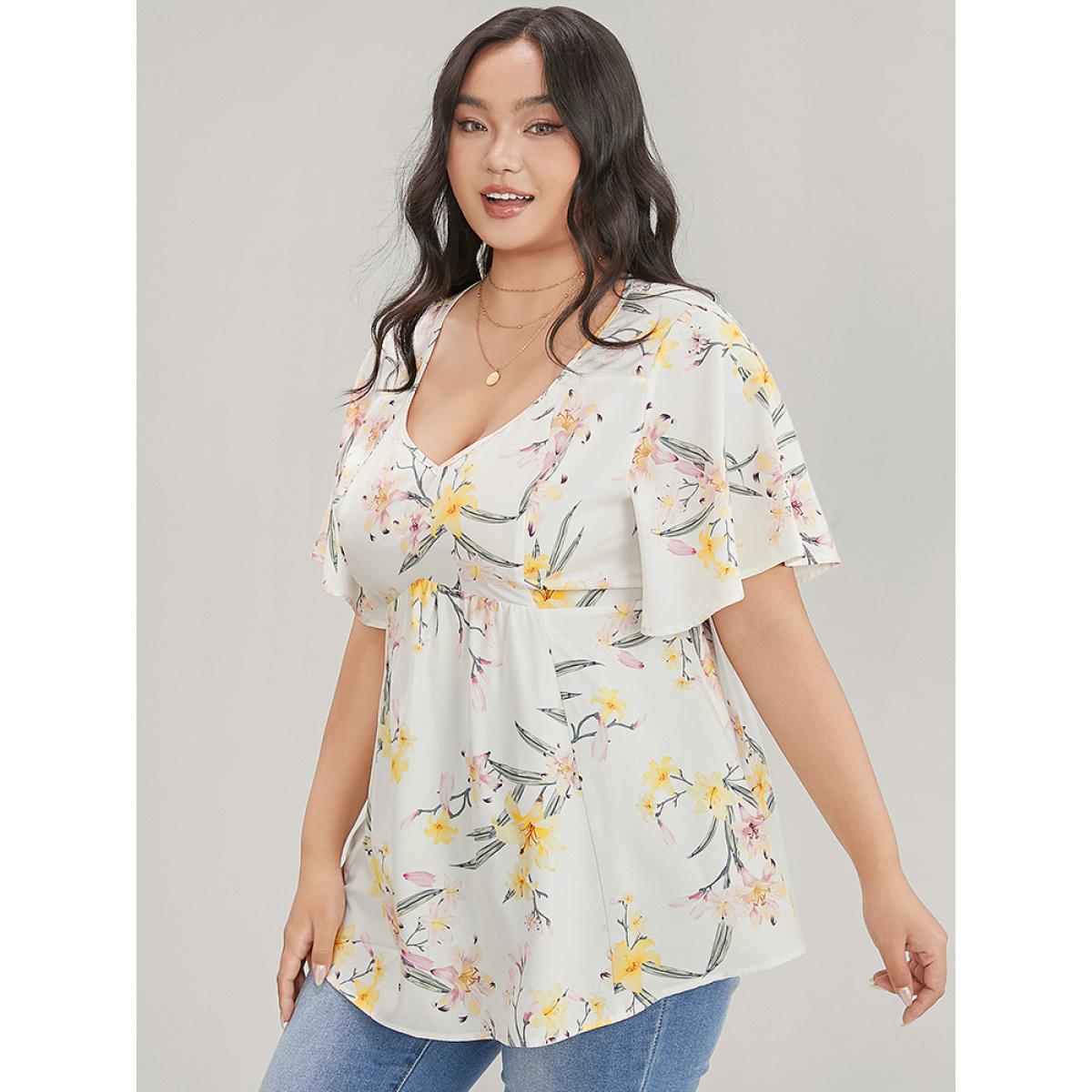 Plus Size Ivory Floral Print V Neck Ruffle Sleeve Blouse Women Elegant Short sleeve V-neck Dailywear Blouses BloomChic 22-24/3X Product Image