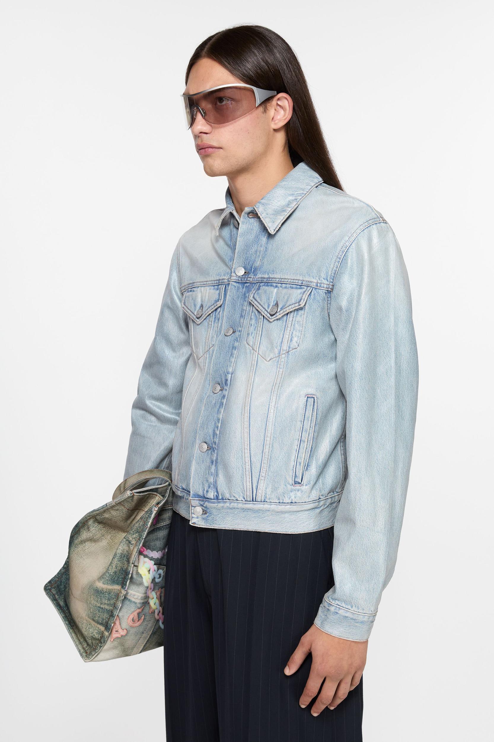 Denim jacket - Regular cropped fit Product Image