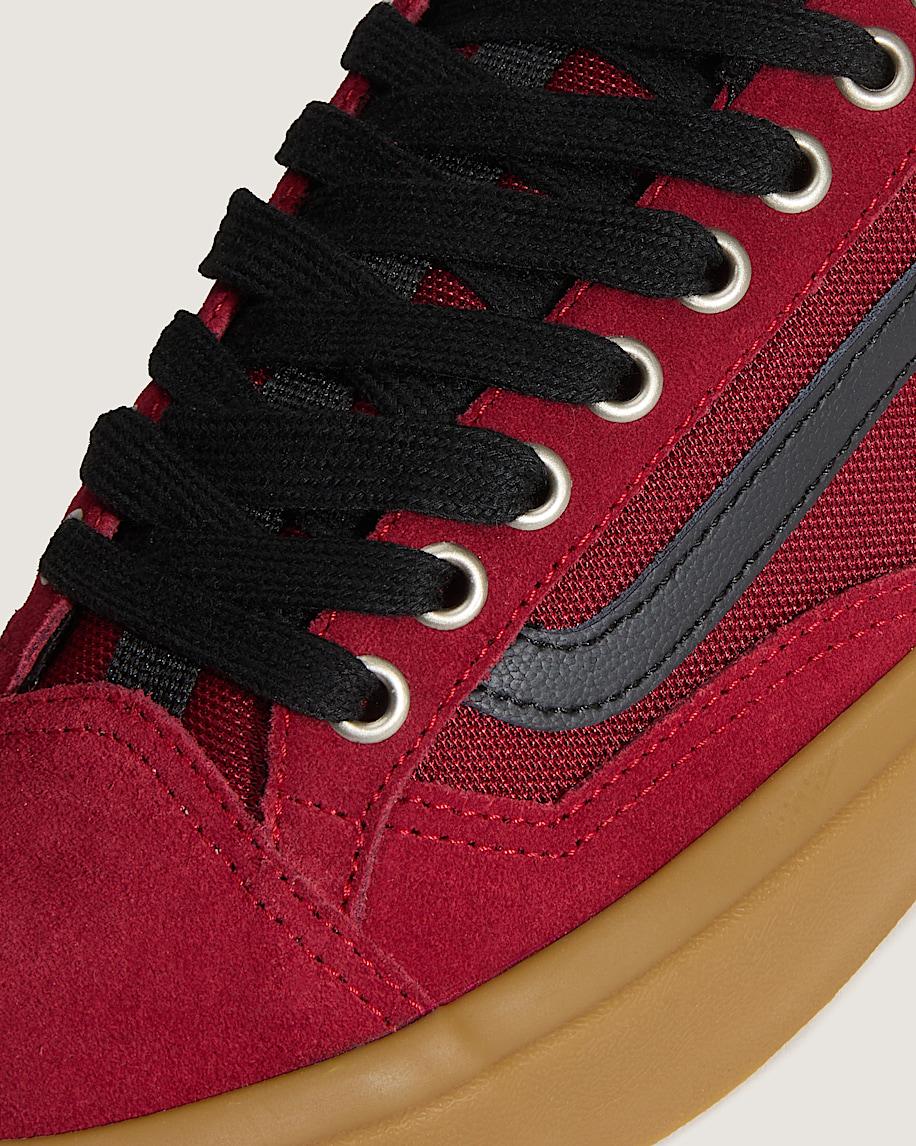 Skate Old Skool 36+ Gum Shoe in Burgundy Purple| Vans US Product Image