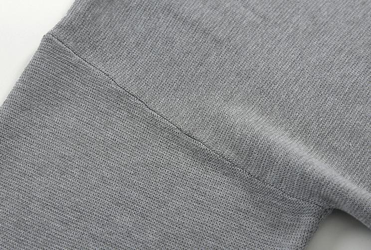 RT No. 2803 GRAY KNITTED CARDIGAN Product Image