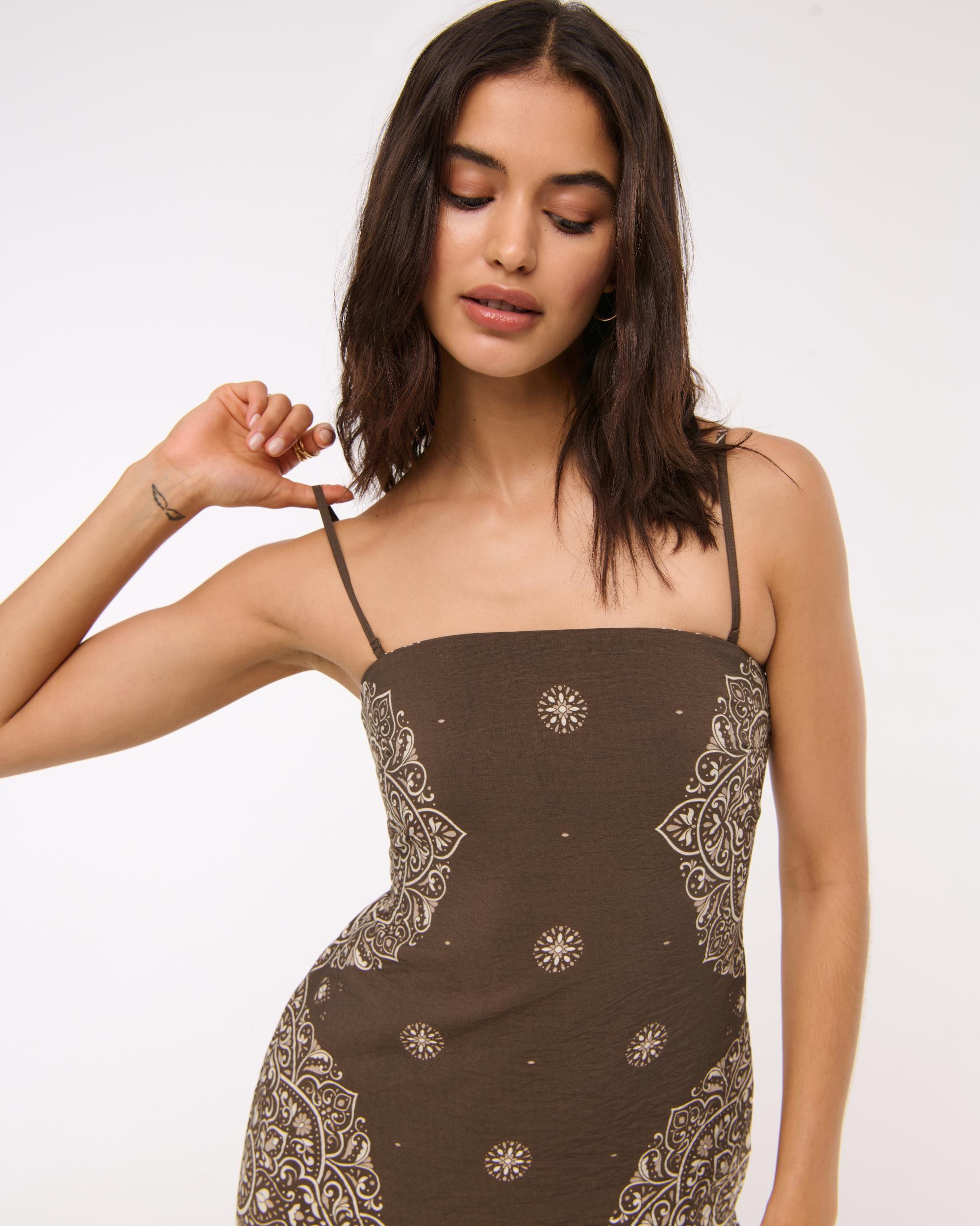 The A&F Scarlett Strapless Skort Product Image