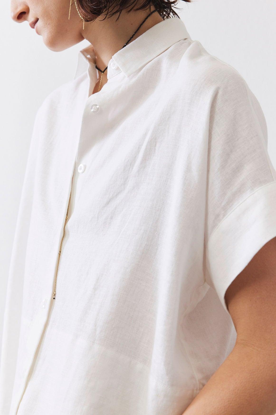 Boxy Linen Cropped Blouse Product Image