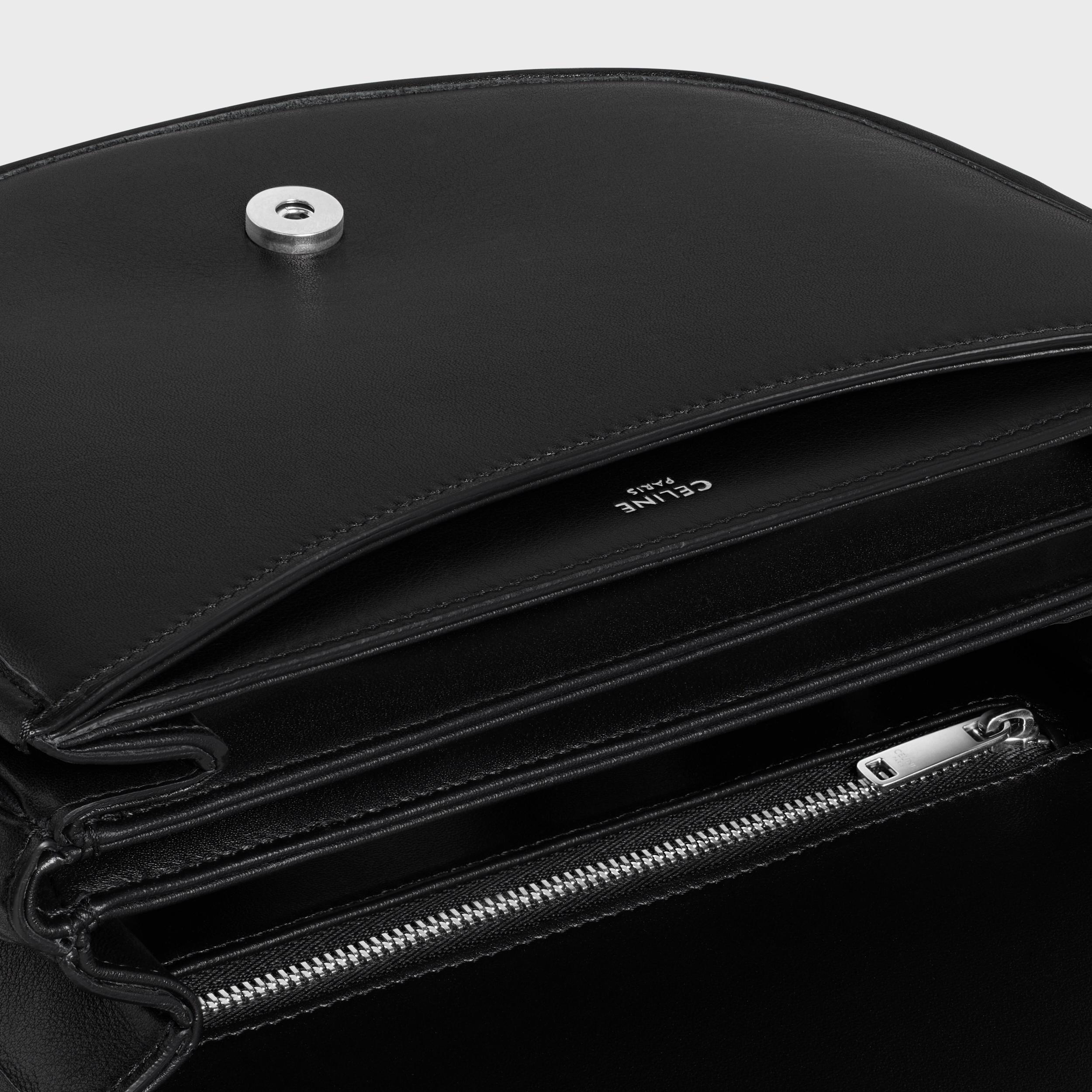 MEDIUM BESACE TRIOMPHE IN SUPPLE NATURAL CALFSKIN Product Image