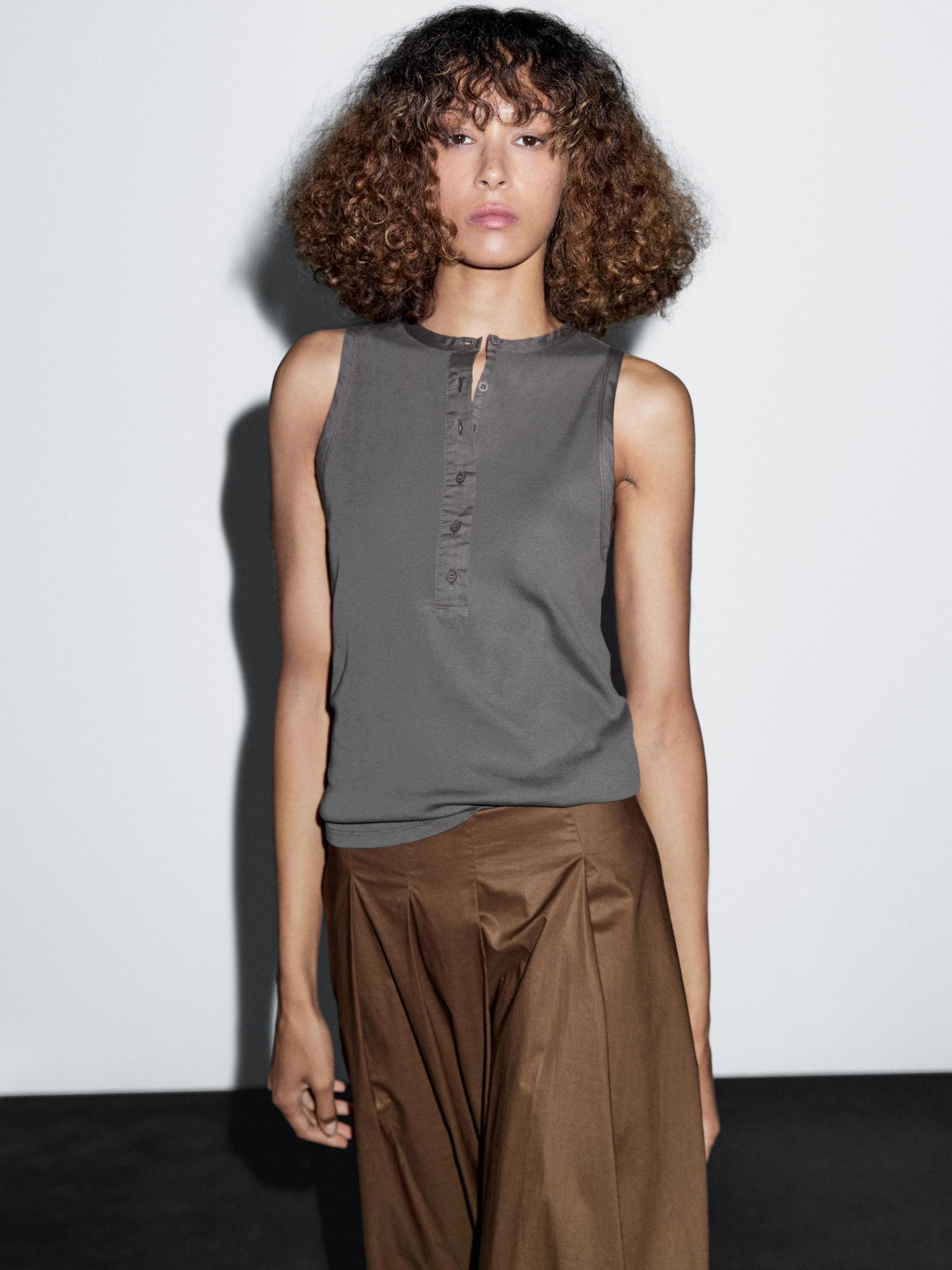 Top with contrast trim detail Product Image