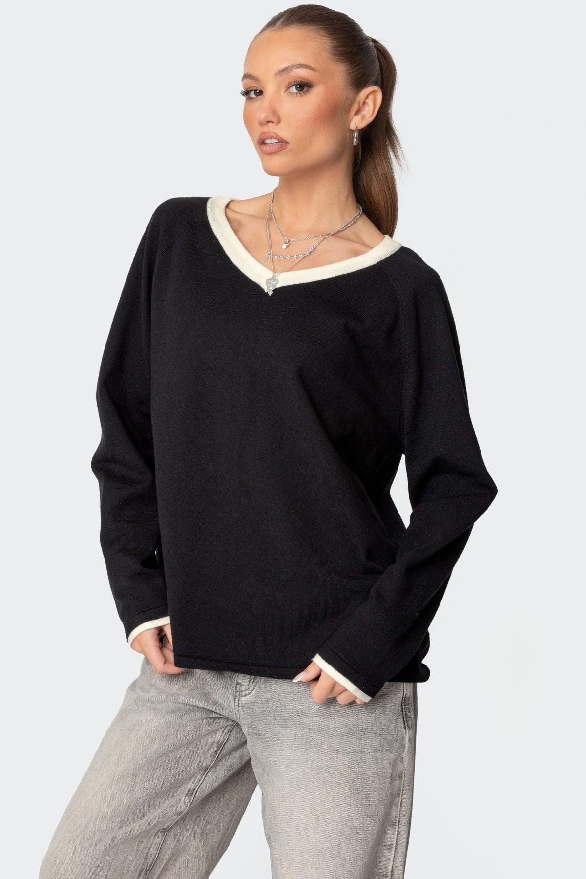Contrast V Neck Knit Sweater Product Image