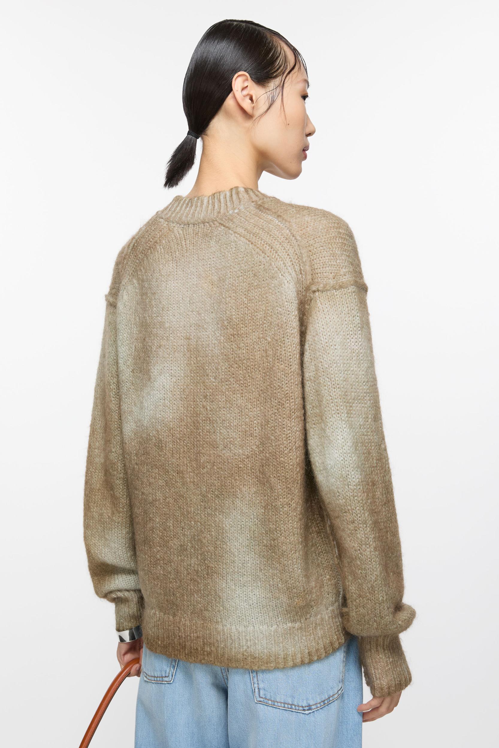 Cardigan sprayed finish Product Image