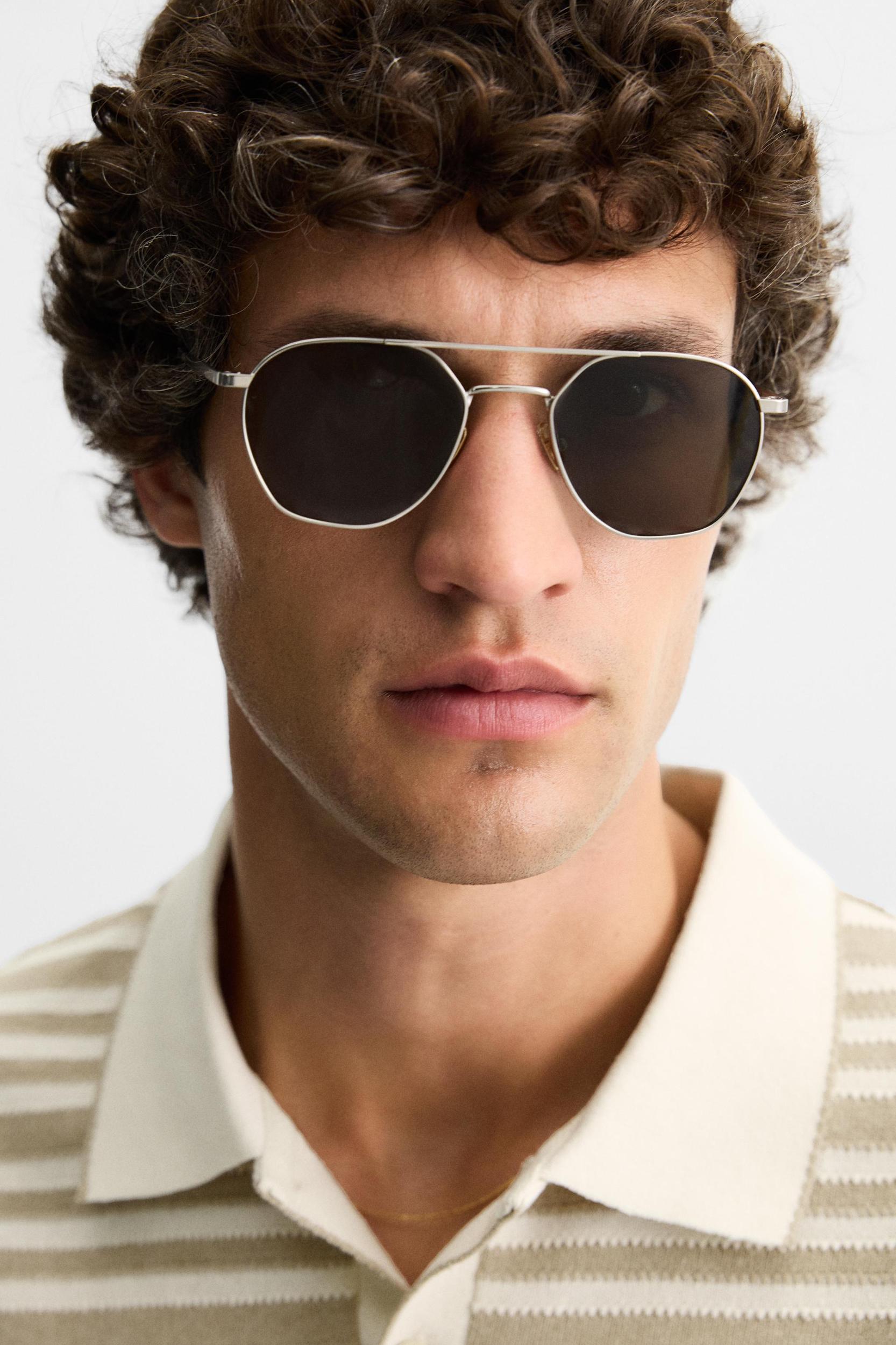 JACQUARD STRIPED POLO SHIRT Product Image