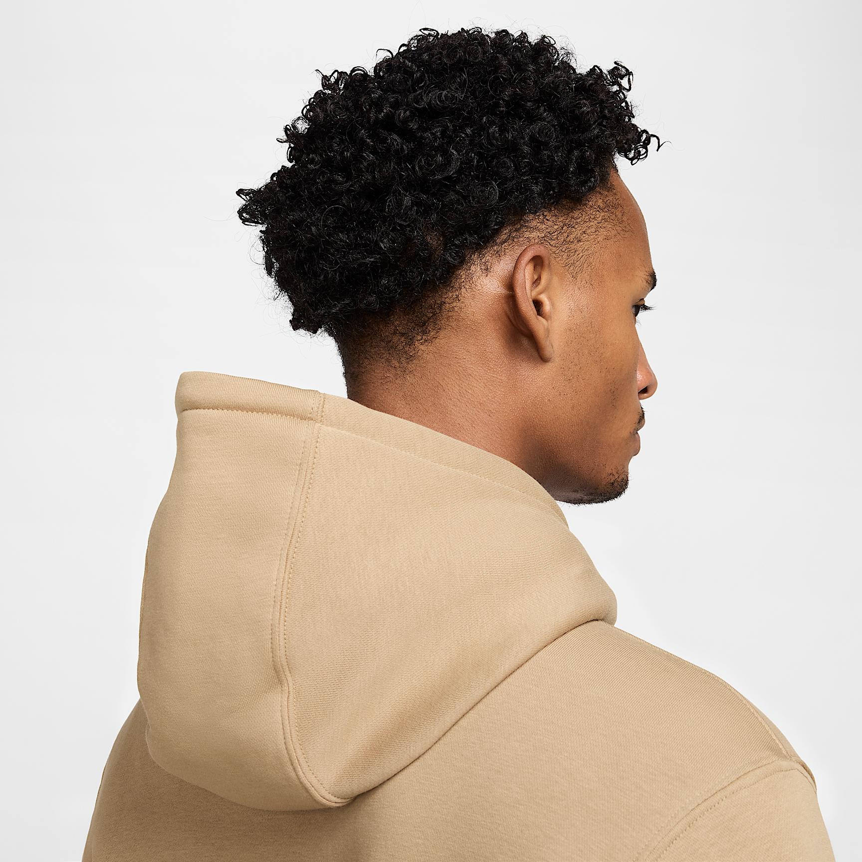 Nike Men's Club Pullover Fleece Hoodie Product Image