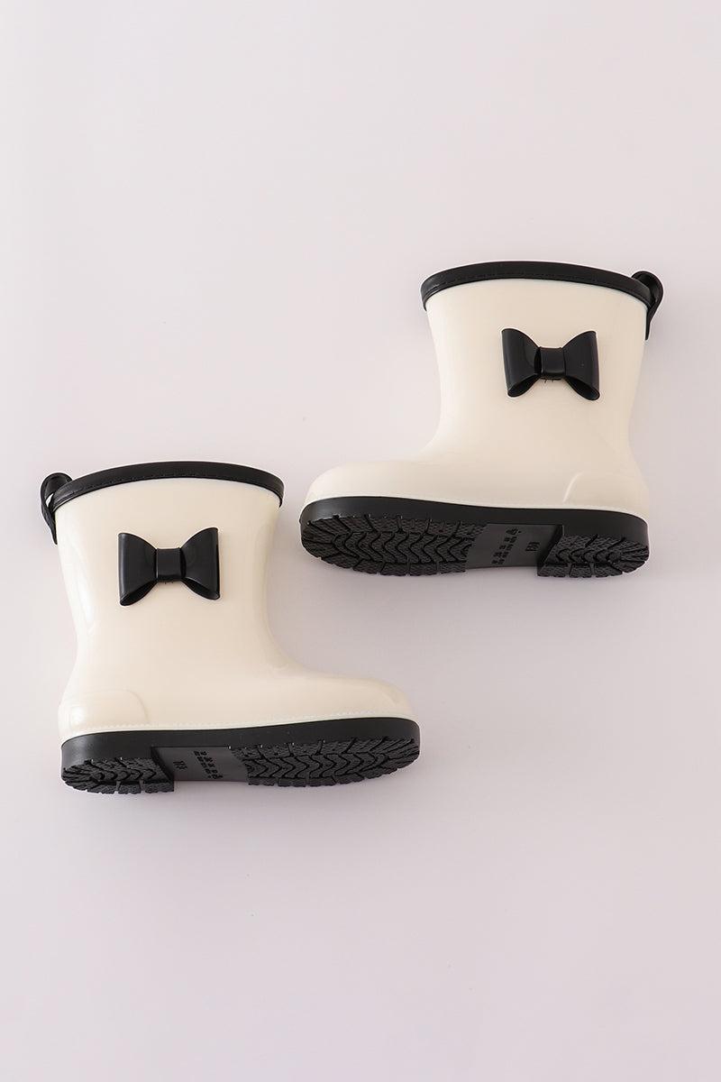 White & black bow rain boots Product Image
