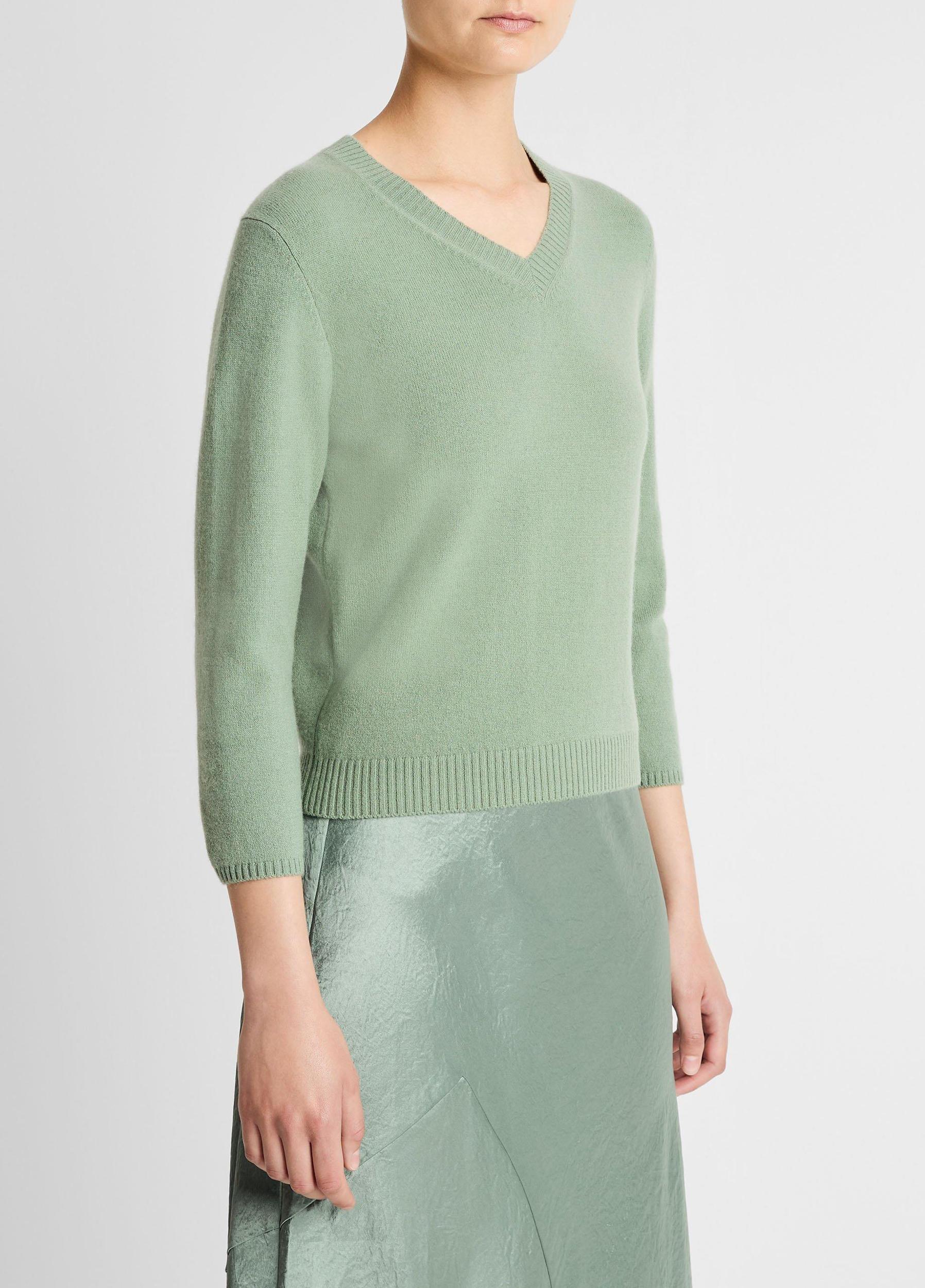 Wool & Cashmere-Blend Three-Quarter-Sleeve V-Neck Sweater Product Image
