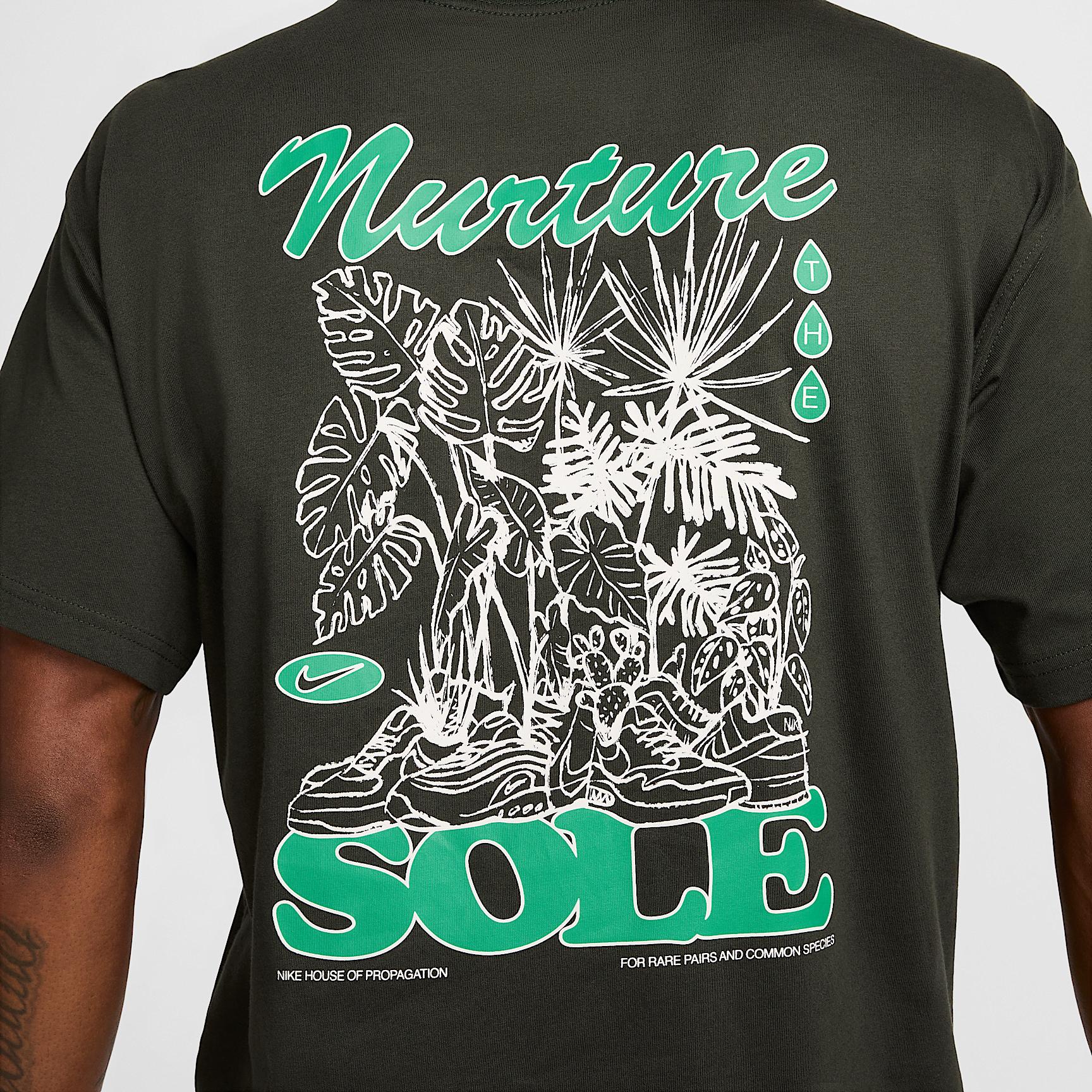 Mens Nike Sportswear Max90 T-Shirt | HJ0597-355 Product Image