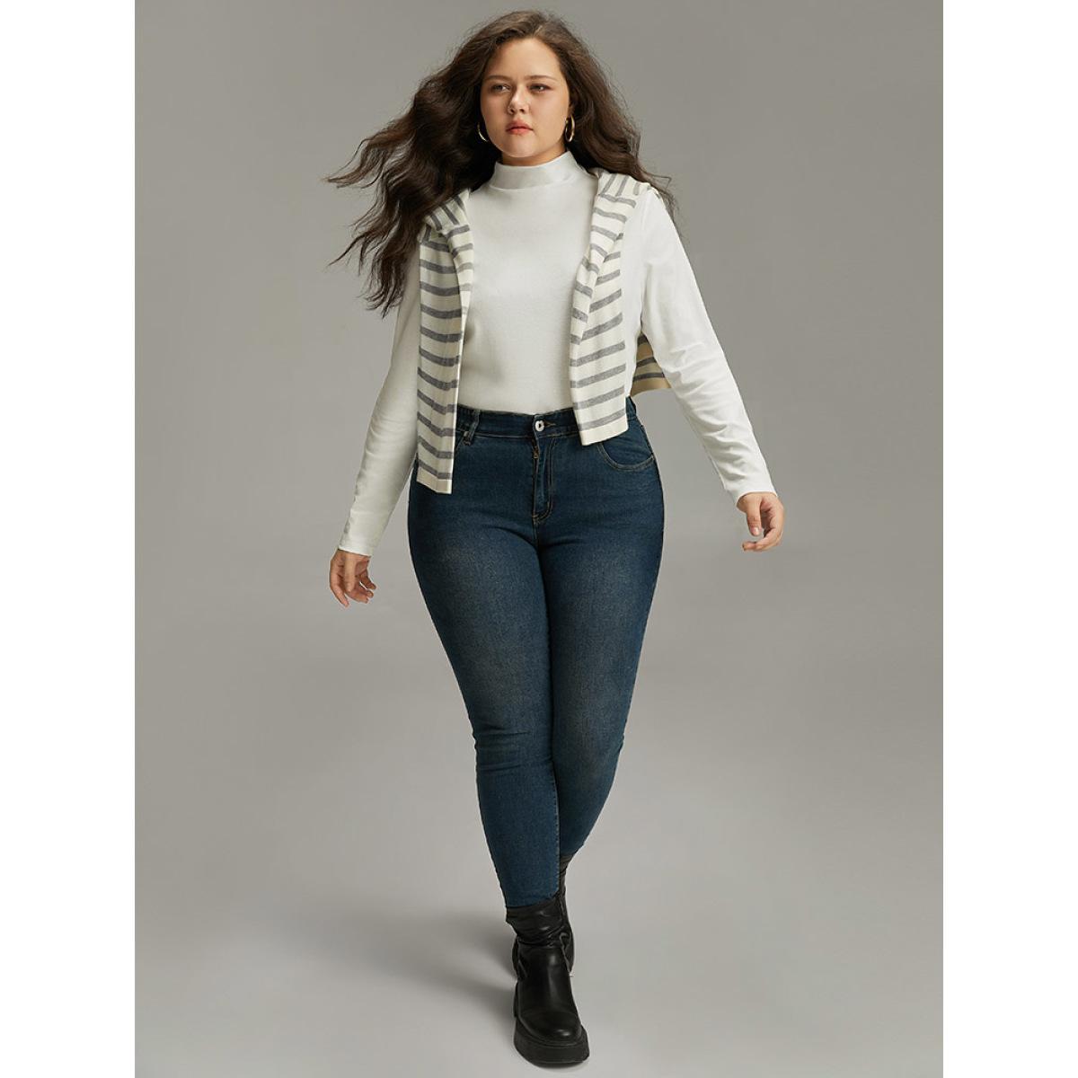 Plus Size Cotton Solid Mock Neck T-shirt White Women Casual Plain Plain Mock Neck Dailywear T-shirts BloomChic 12/L Product Image