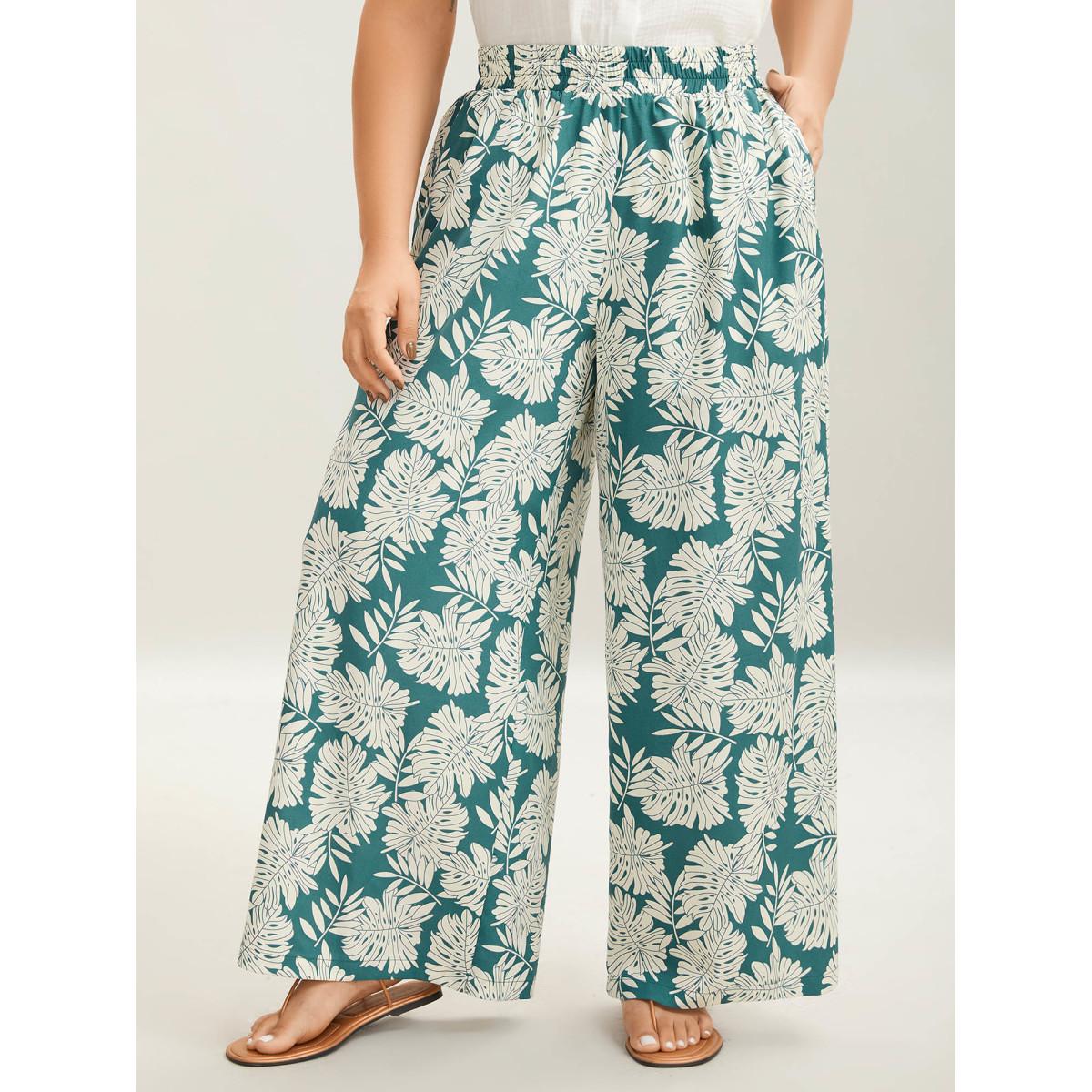 Plus Size Tropical Leaf Pattern Shirred Wide-Leg Pants Women Emerald Resort Wide Leg Mid Rise Vacation Pants BloomChic 26/4X Product Image
