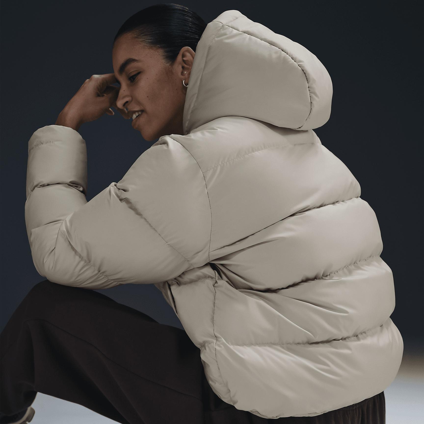 Nike Sportswear Metro Puffer Women's Therma-FIT Loose Hooded Jacket Product Image