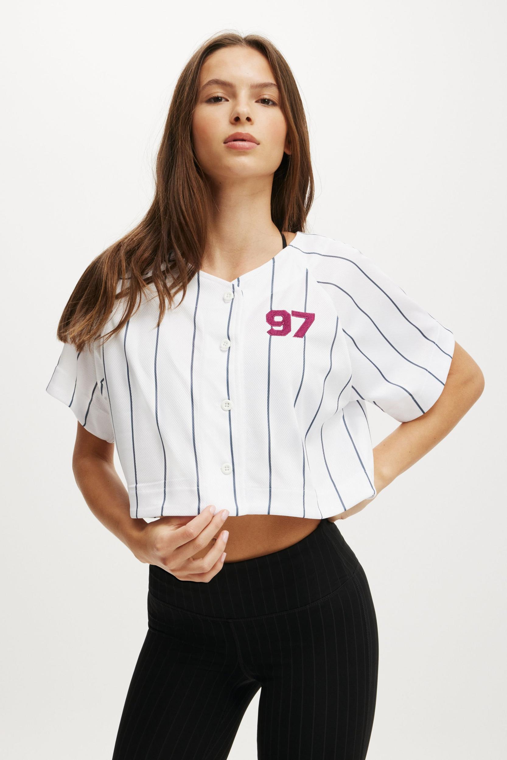 Active Mesh Raglan Graphic Tee Product Image