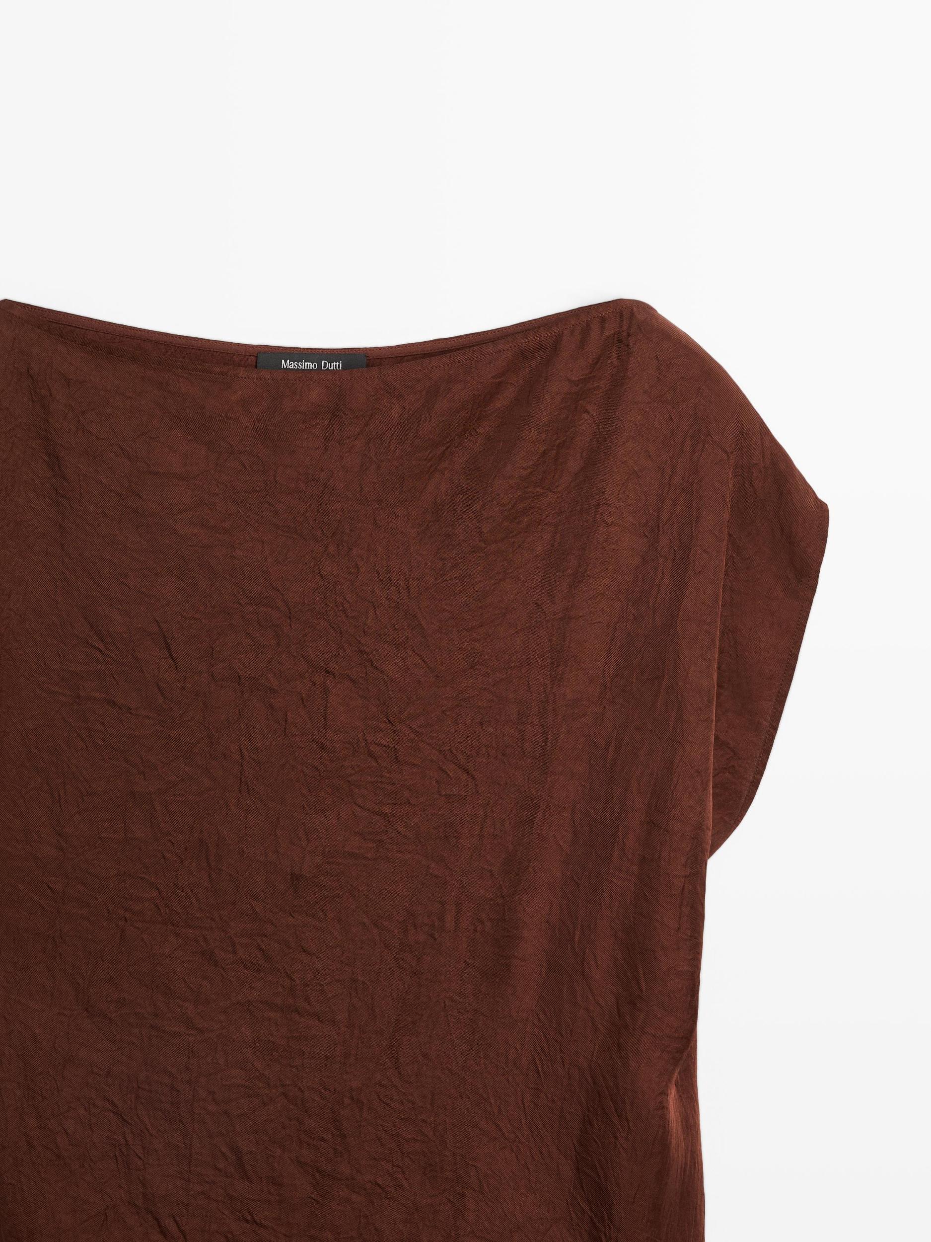 Long dress with gathered waist detail Product Image