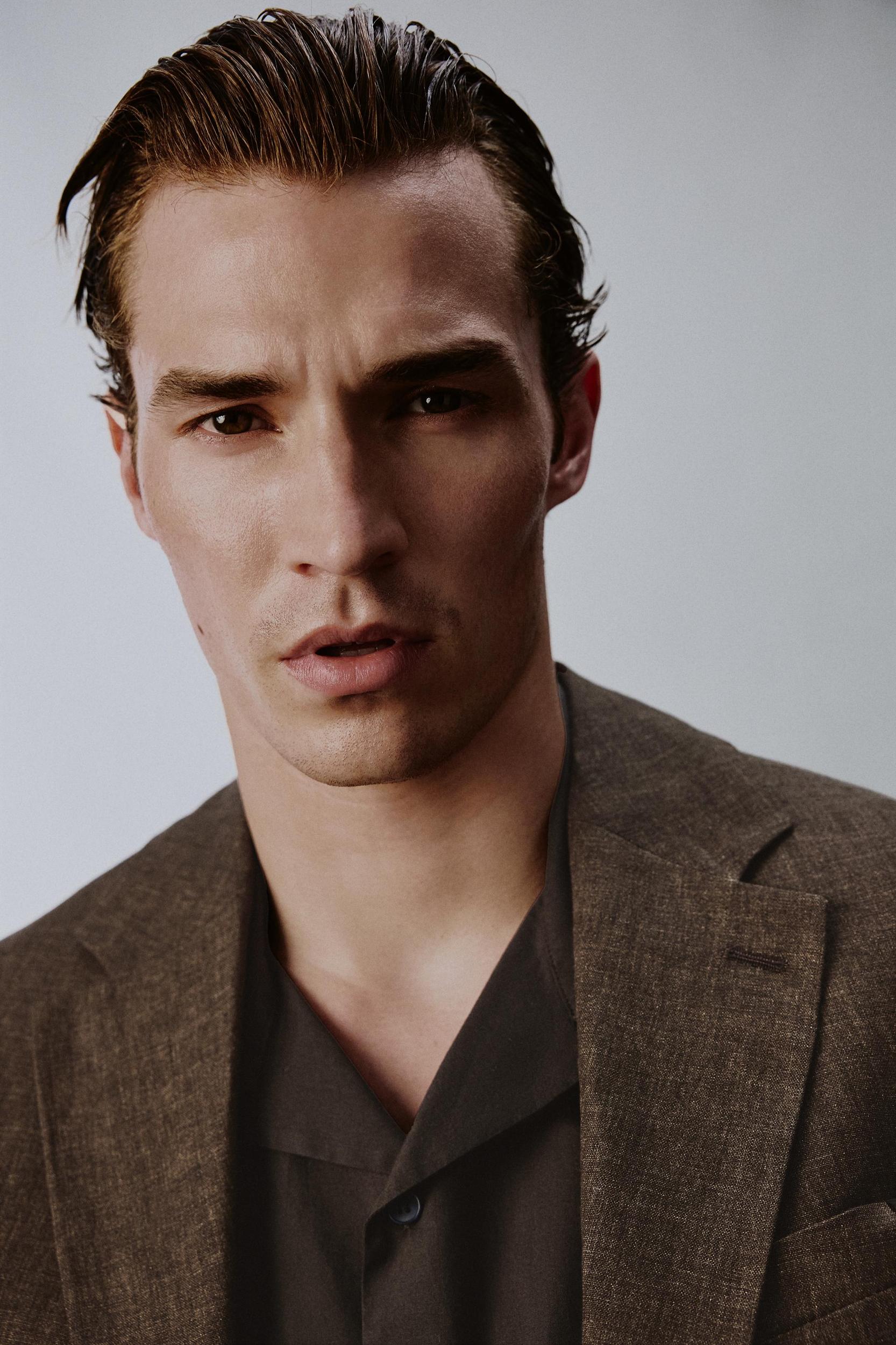 100% LINEN SUIT JACKET Product Image