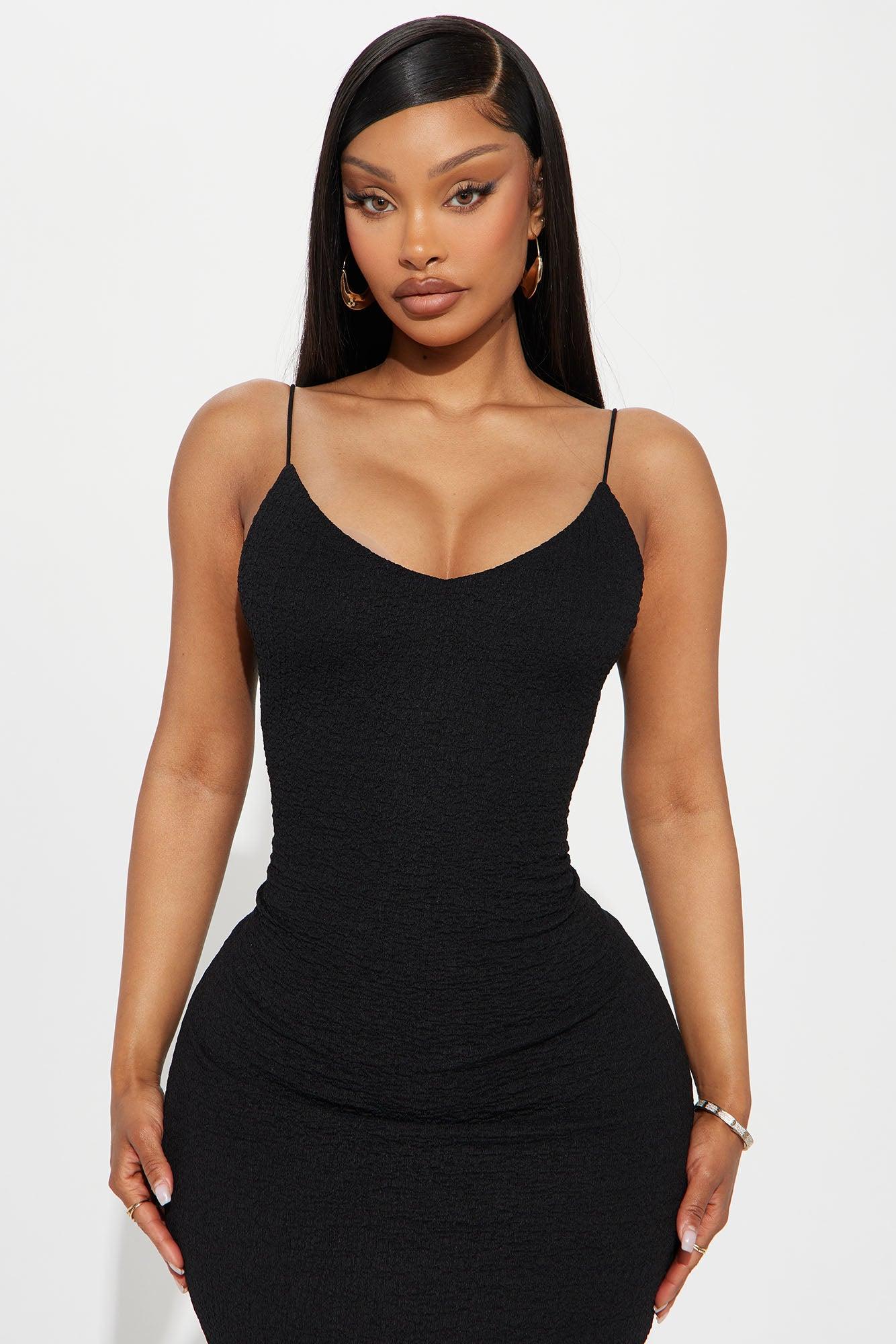 Veronica Textured Maxi Dress - Black Product Image