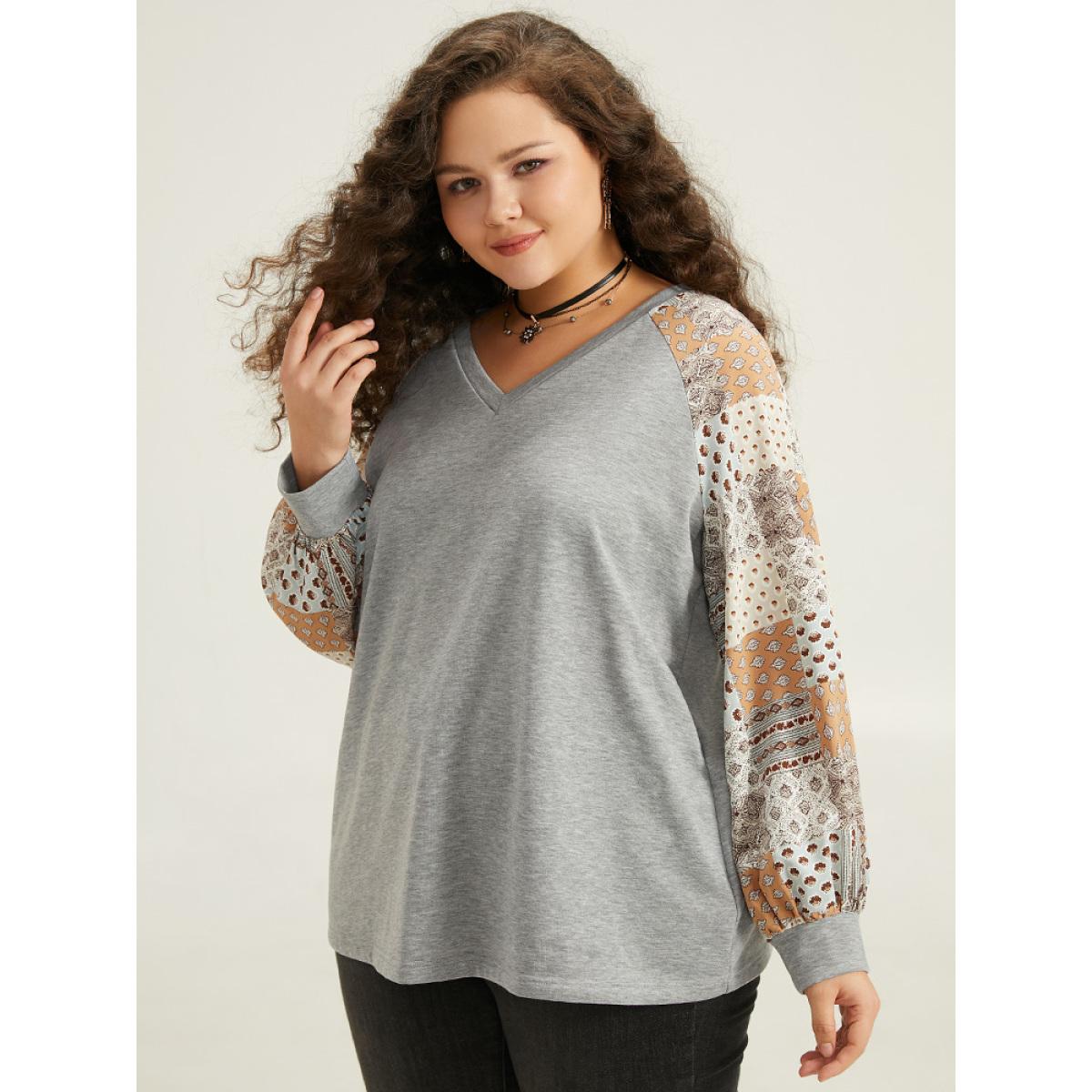 Plus Size Halloween Bandana Print Patchwork Contrast Sweatshirt Women Gray Casual Elastic cuffs V-neck Festival-Halloween Sweatshirts BloomChic 18-20/2X Product Image