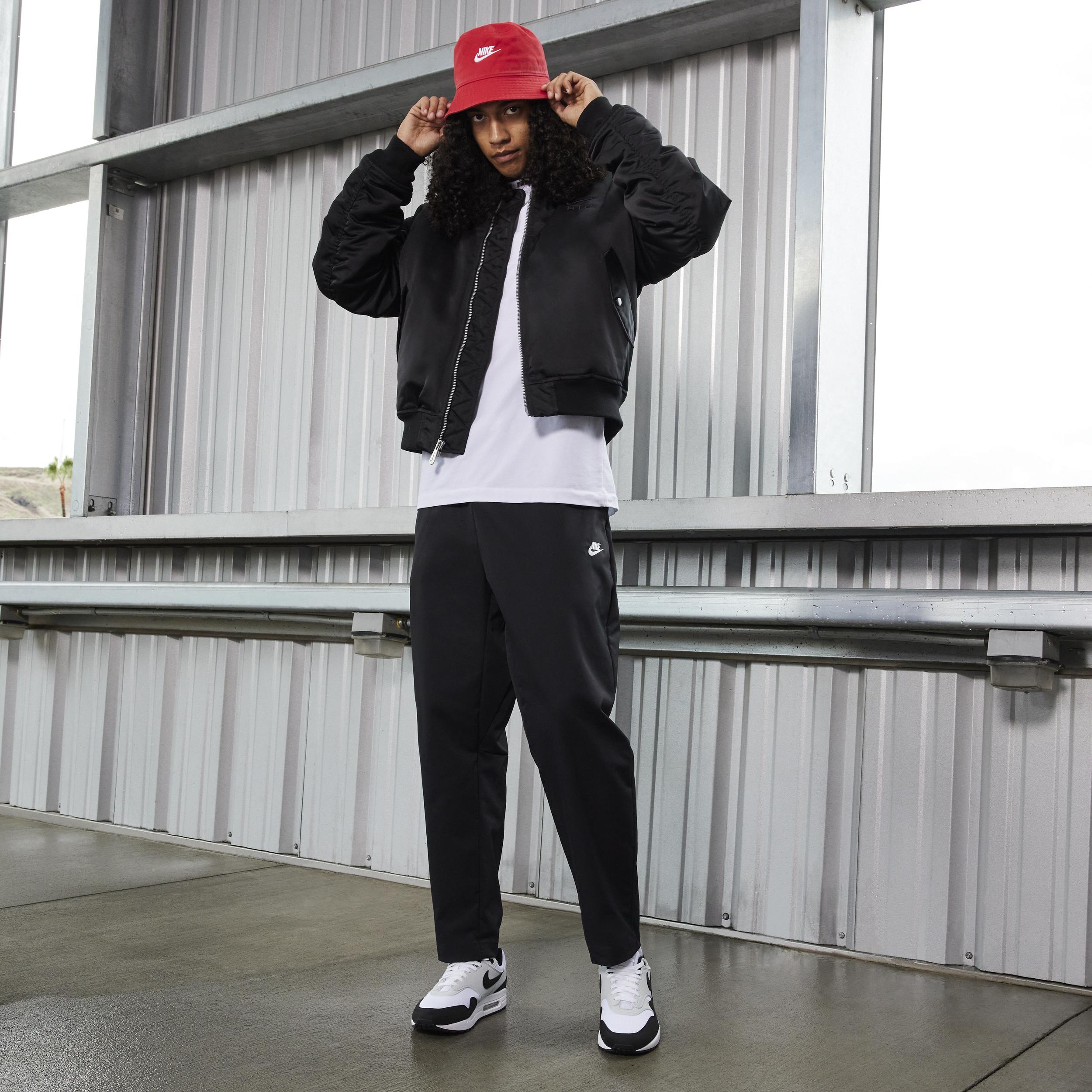 Nike Mens Air Max 1 Shoes | FD9082-107 Product Image