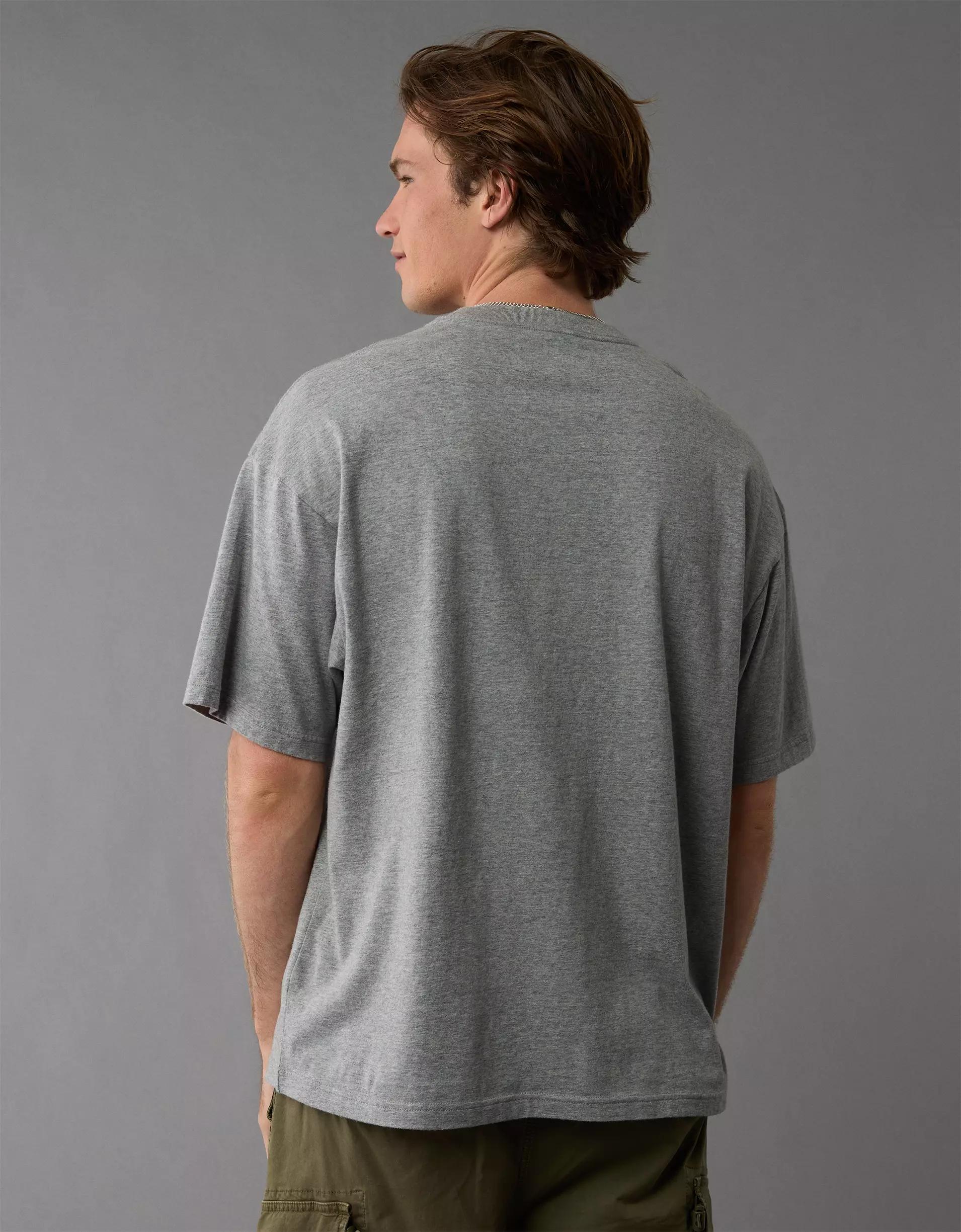 AE Boxy NFL New York Giants Graphic T-Shirt Product Image