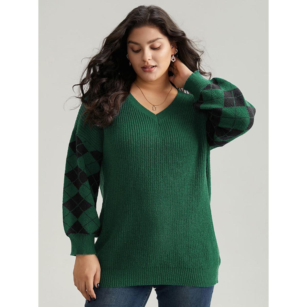 Plus Size Anti-Pilling Plaid Contrast V Neck Elastic Cuffs Pullover DarkGreen Women Casual Loose Long Sleeve V-neck Festival-Christmas Pullovers BloomChic 28/5X Product Image