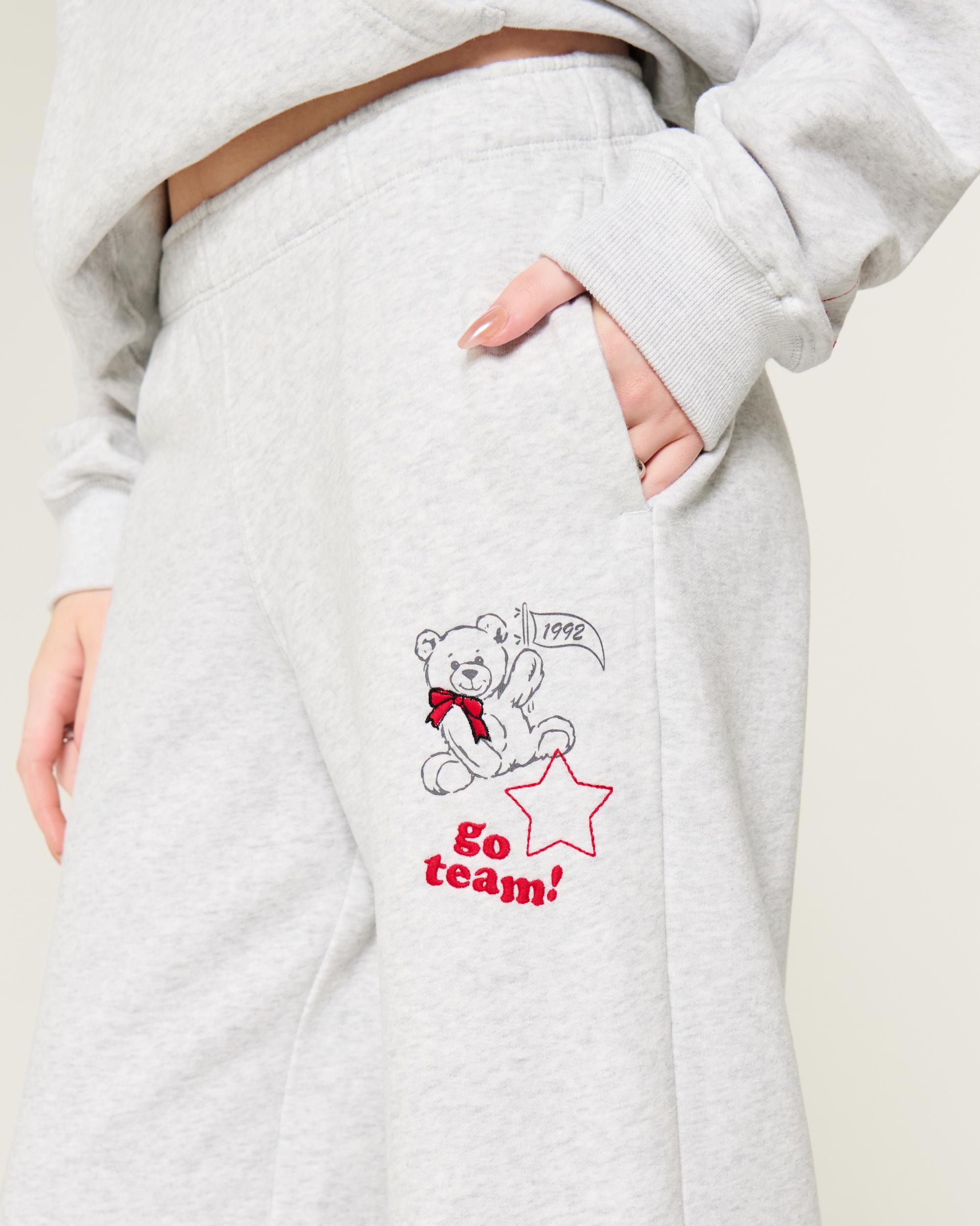 Sporty Graphic Wide-Leg Sweatpants Product Image
