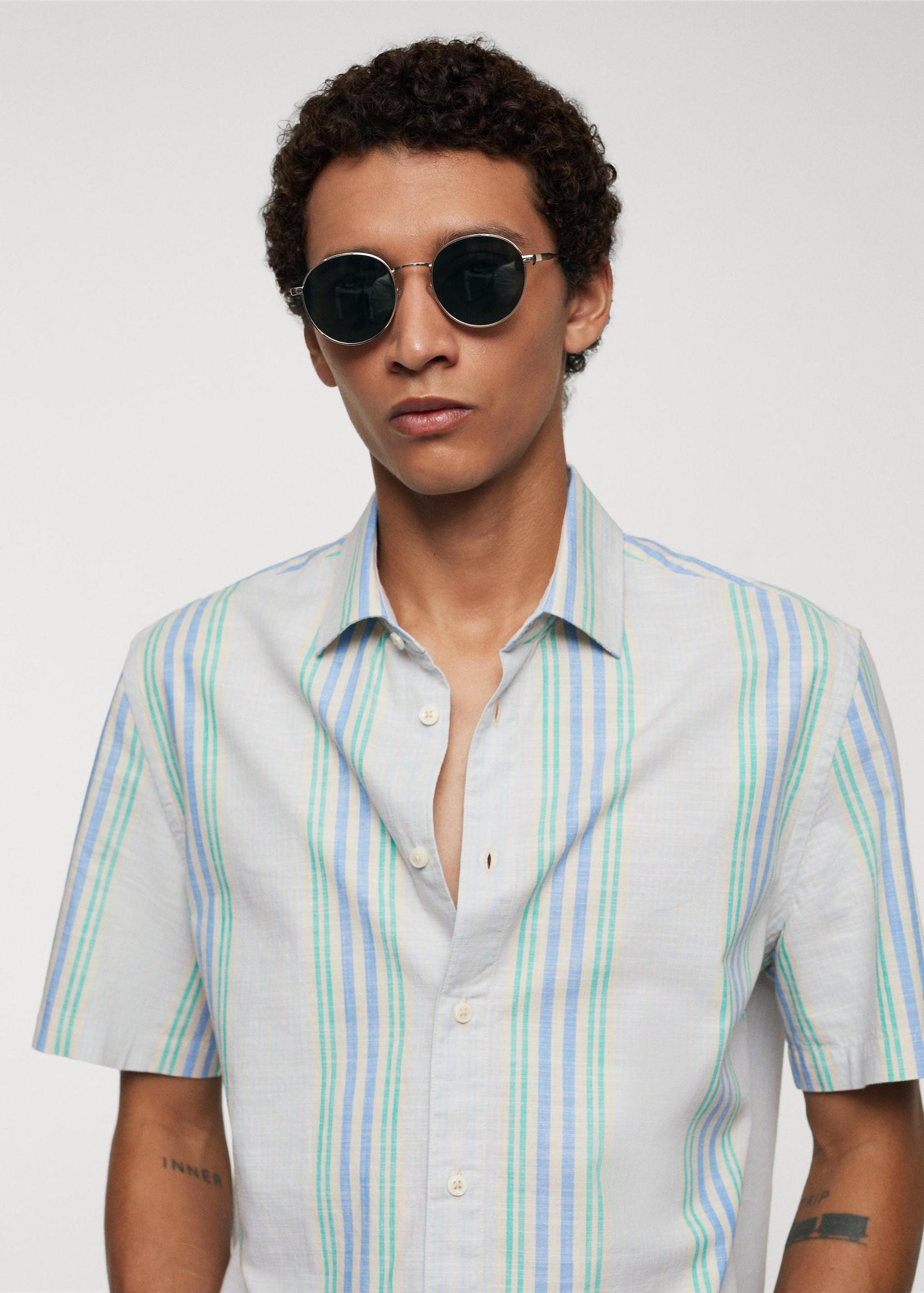 Regular-fit printed cotton shirt - Men | MANGO USA Product Image