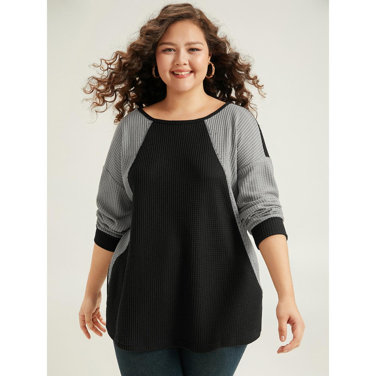 Plus Size Waffle Knit Colorblock Contrast Stitch Sweatshirt Women Black Casual Elastic cuffs Round Neck Dailywear Sweatshirts BloomChic 28/5X Product Image
