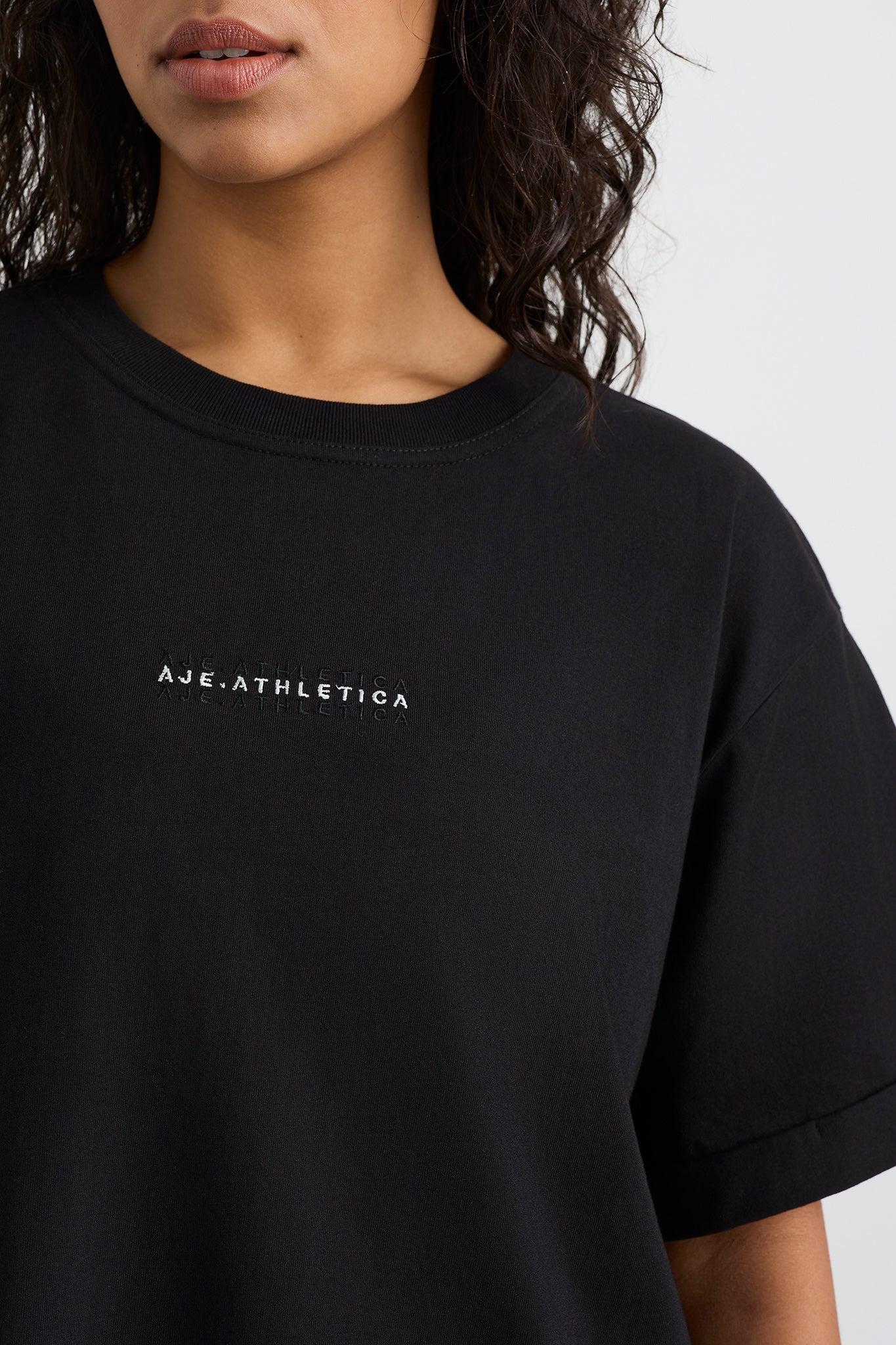 Boyfriend Tee 102 Product Image